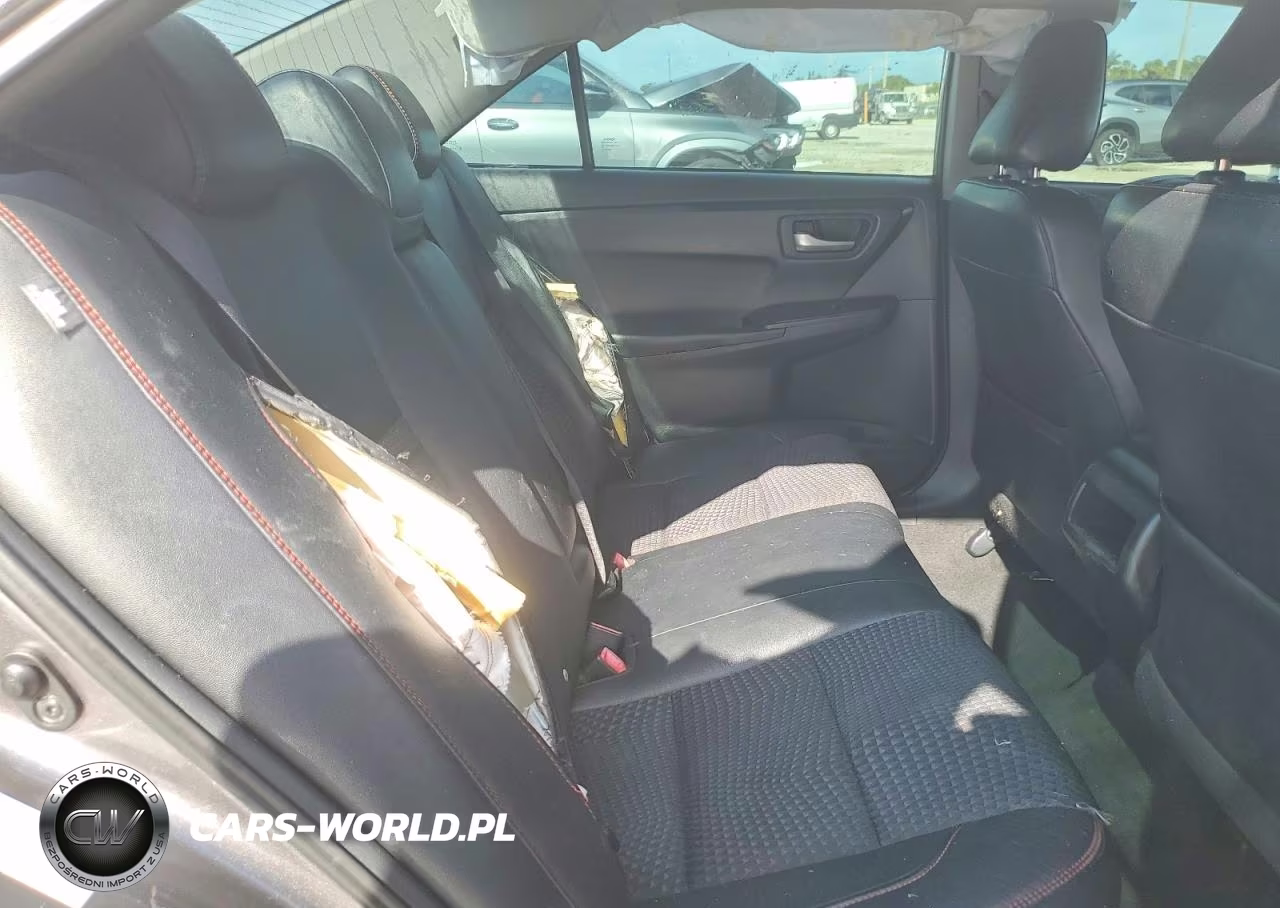 2015 Toyota Camry Se VIN:4T1BF1FK6FU103989 - 10