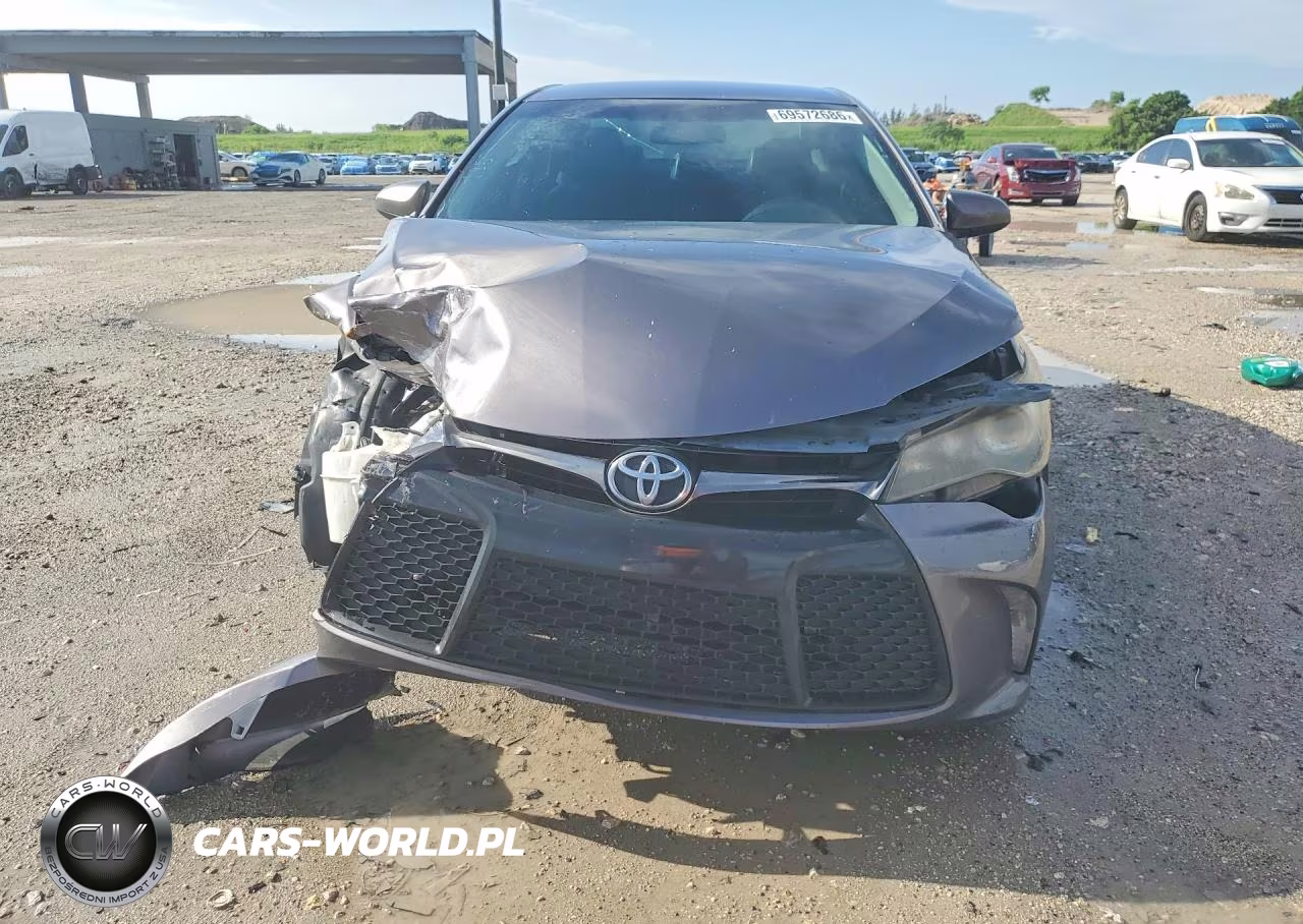 2015 Toyota Camry Se VIN:4T1BF1FK6FU103989 - 5