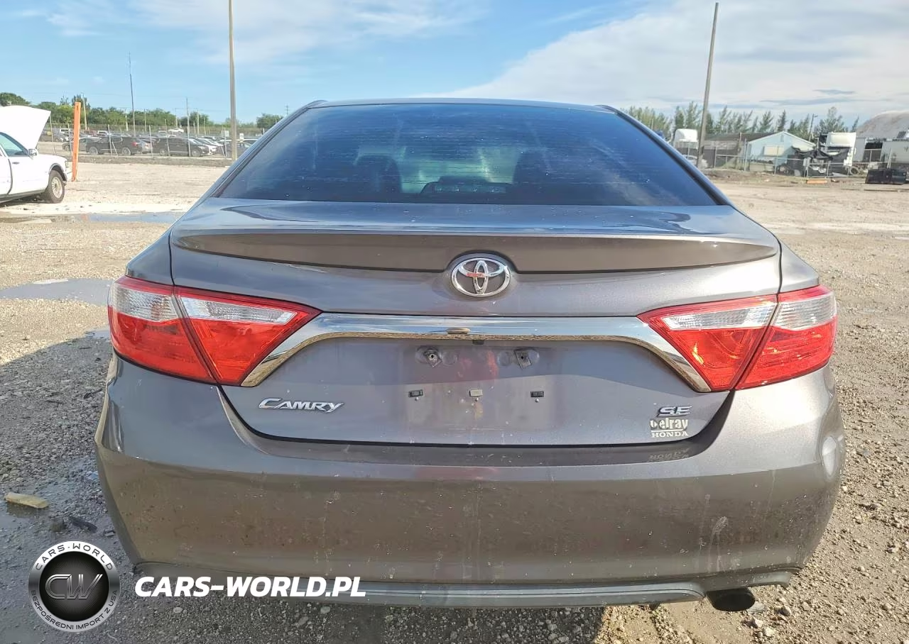 2015 Toyota Camry Se VIN:4T1BF1FK6FU103989 - 6