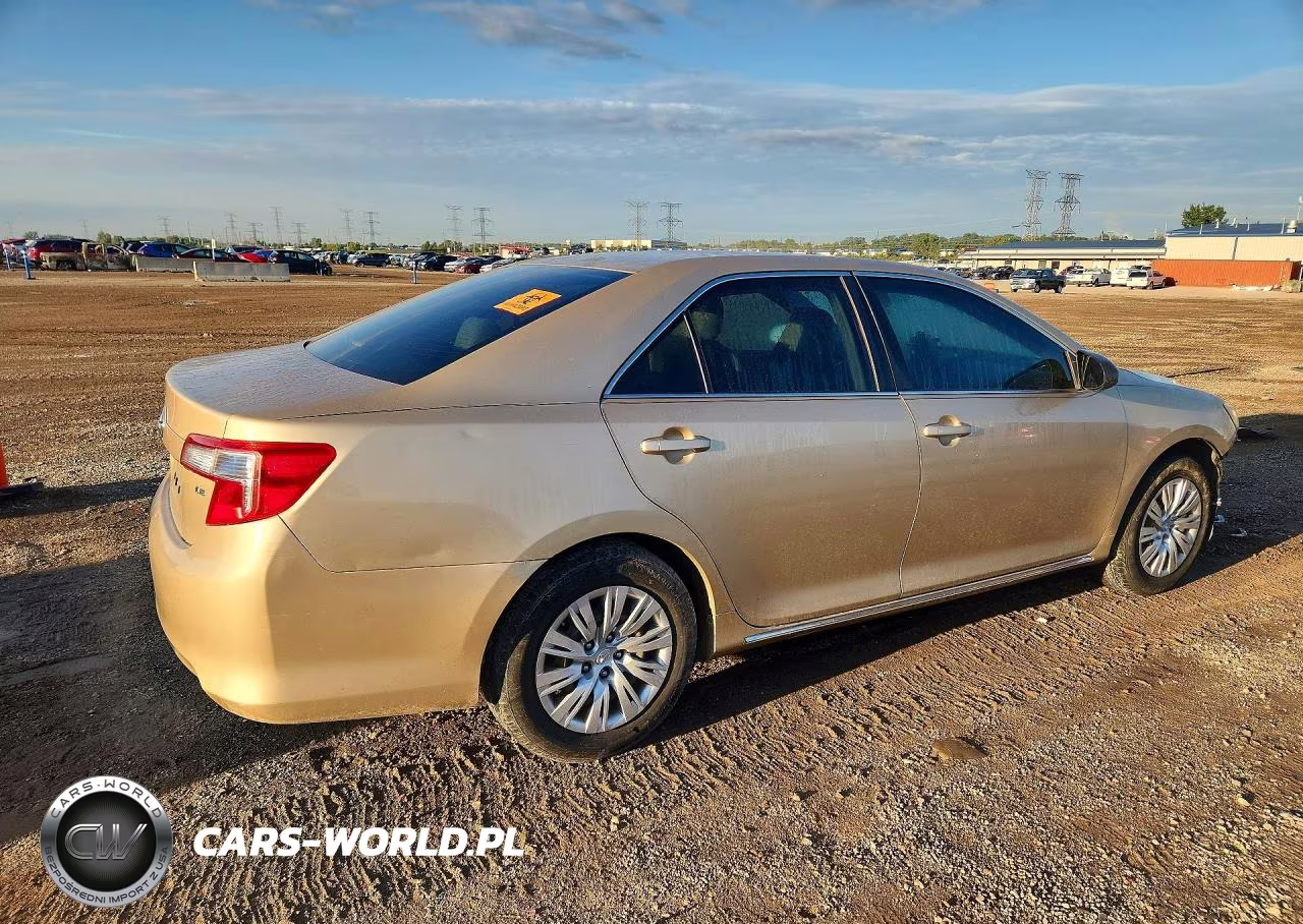 2012 Toyota Camry Le VIN:4T1BF1FK5CU027953 - 3
