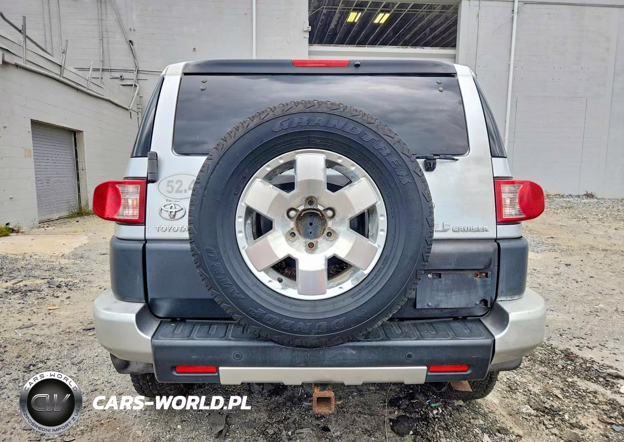 2007 Toyota Fj Cruiser Base VIN:JTEBU11F270007043 - 6