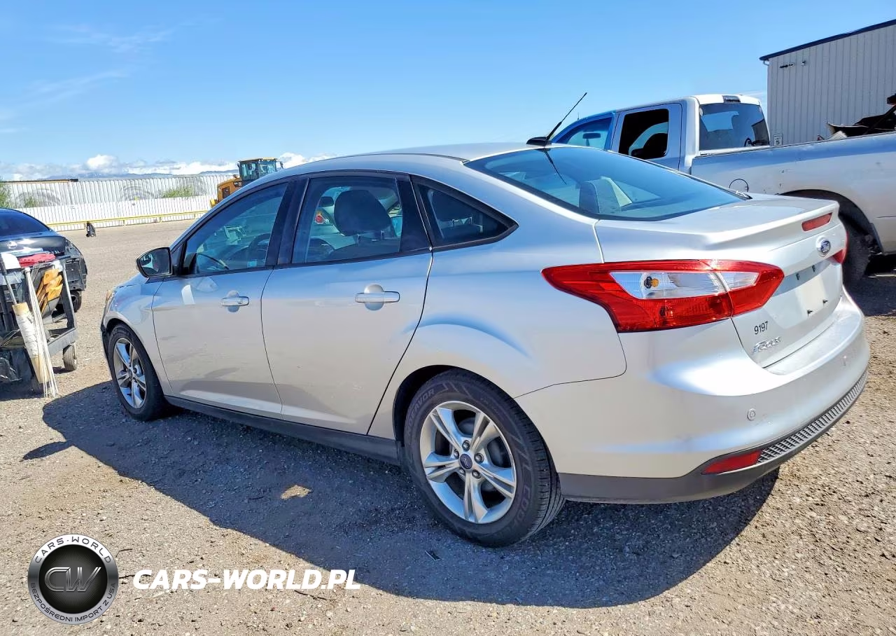 2014 Ford Focus Se VIN:1FADP3F24EL272487 - 2