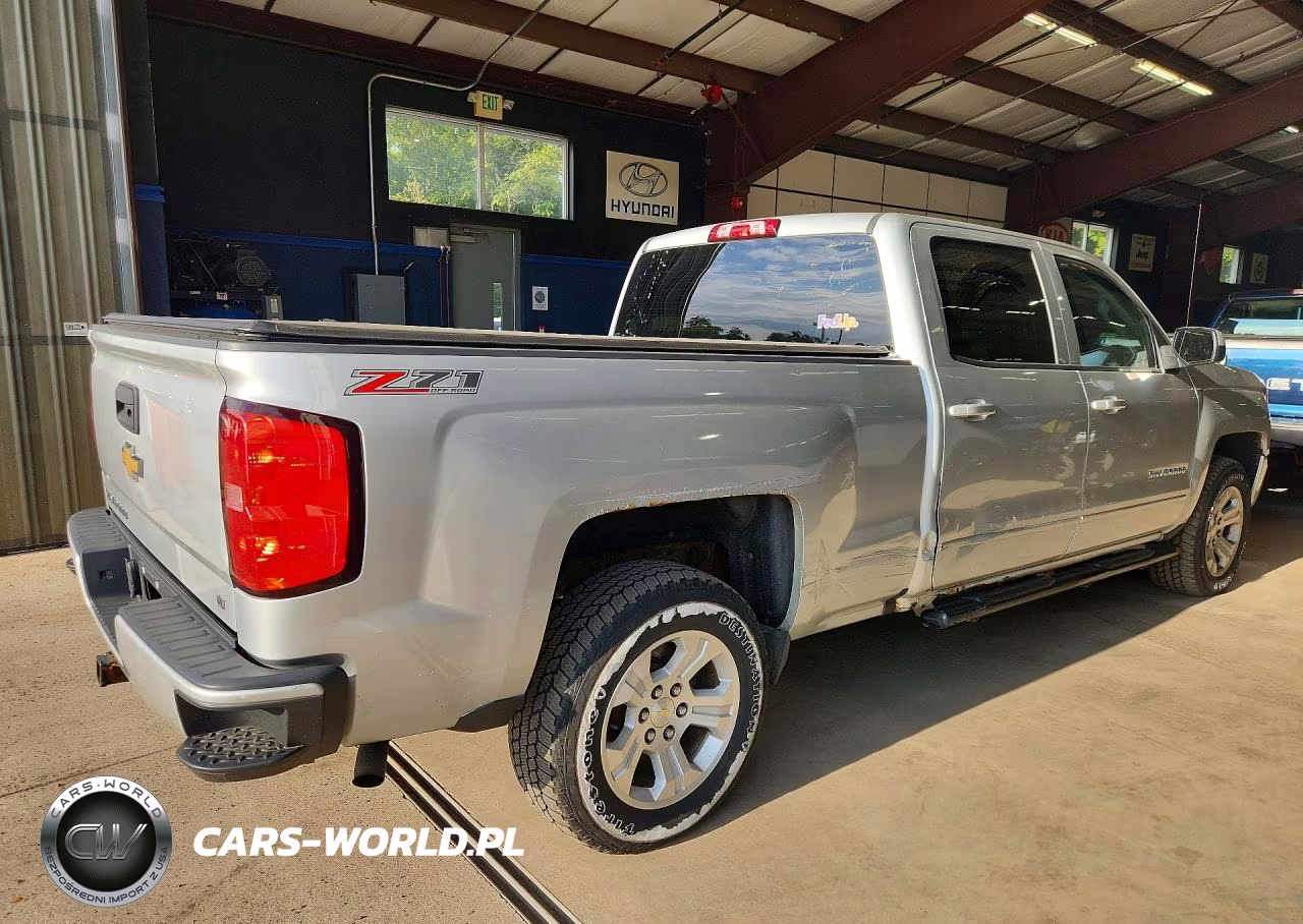 2017 Chevrolet Silverado K1500 Lt VIN:3GCUKREC1HG115605 - 3