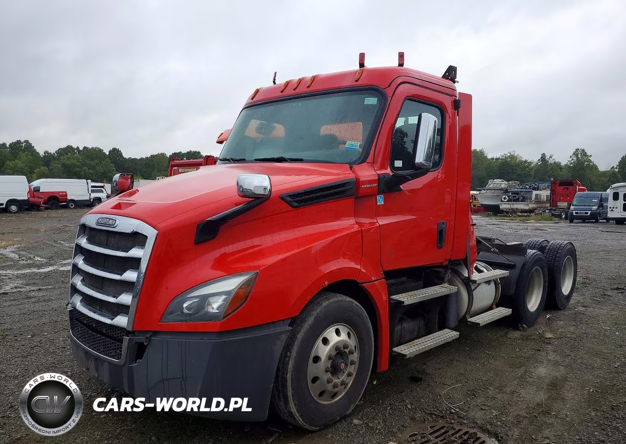 2020 Freightliner Cascadia 126