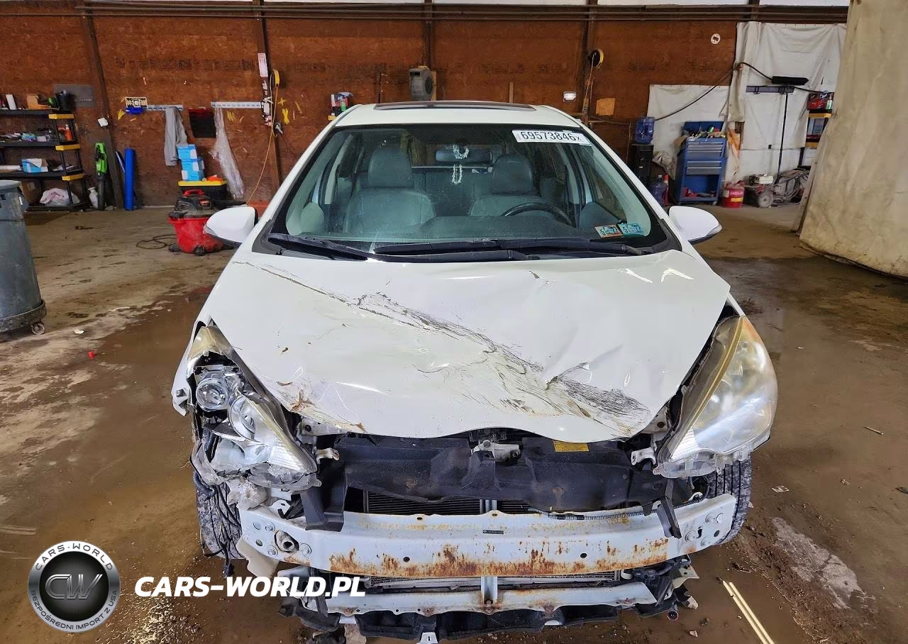 2013 Toyota Prius C Four VIN:JTDKDTB34D1050308 - 5