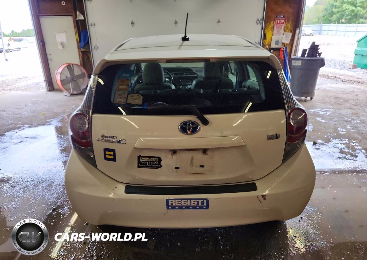 2013 Toyota Prius C Four VIN:JTDKDTB34D1050308 - 6