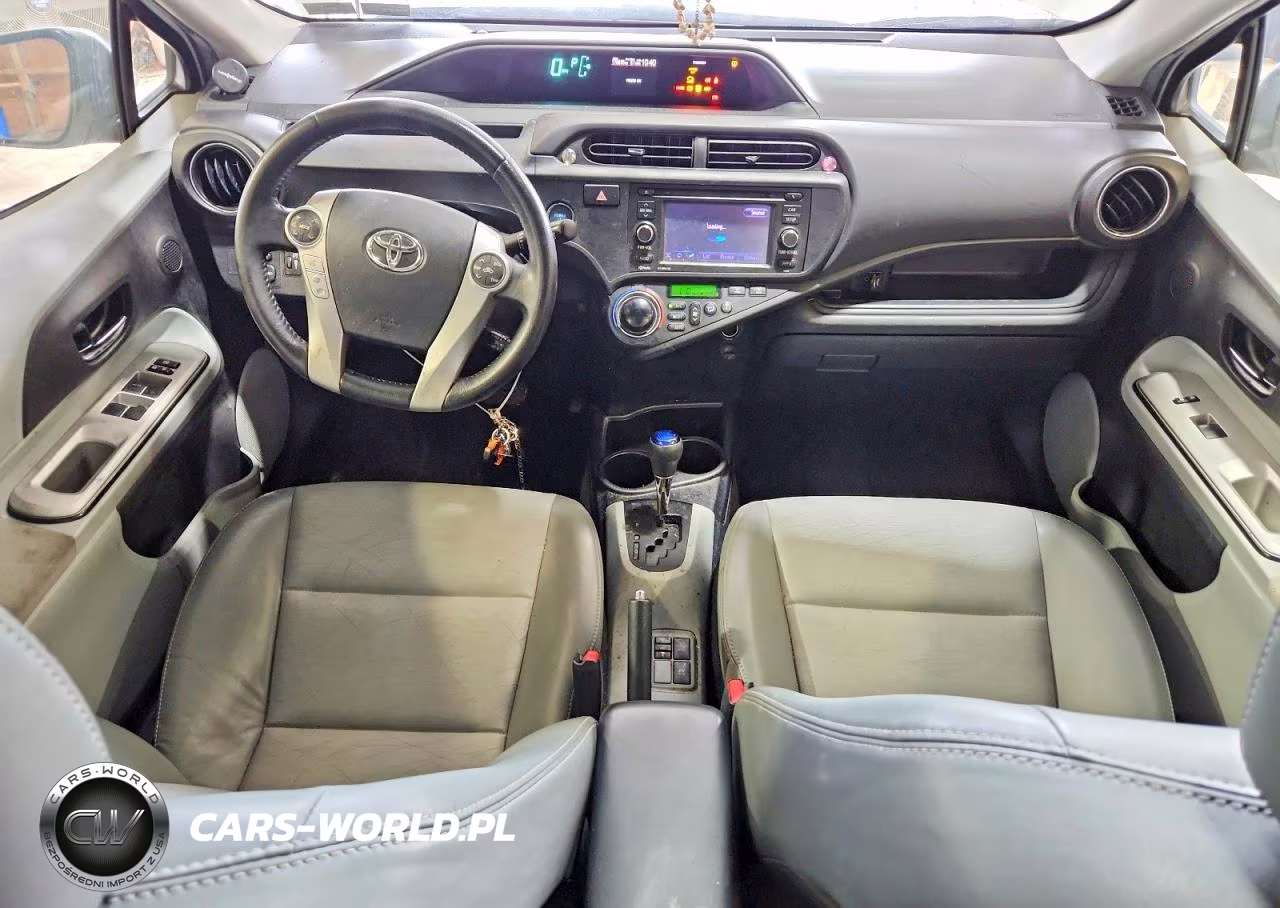 2013 Toyota Prius C Four VIN:JTDKDTB34D1050308 - 8