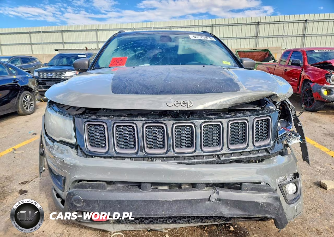 2019 Jeep Compass Trailhawk VIN:3C4NJDDB6KT668249 - 5