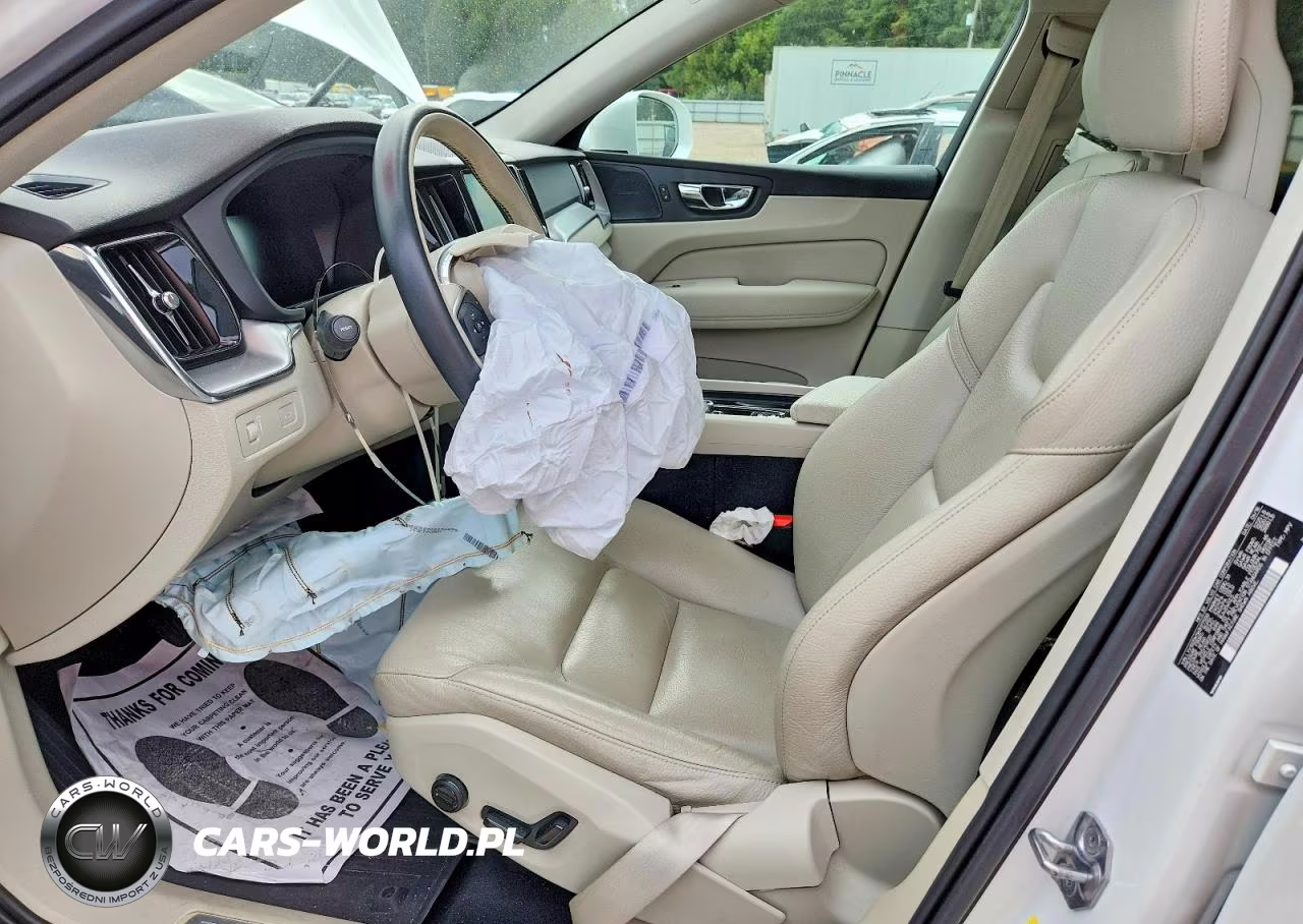 2019 Volvo Xc60 T5 Momentum VIN:LYV102DK5KB177550 - 7