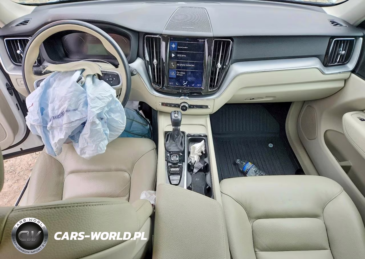 2019 Volvo Xc60 T5 Momentum VIN:LYV102DK5KB177550 - 8