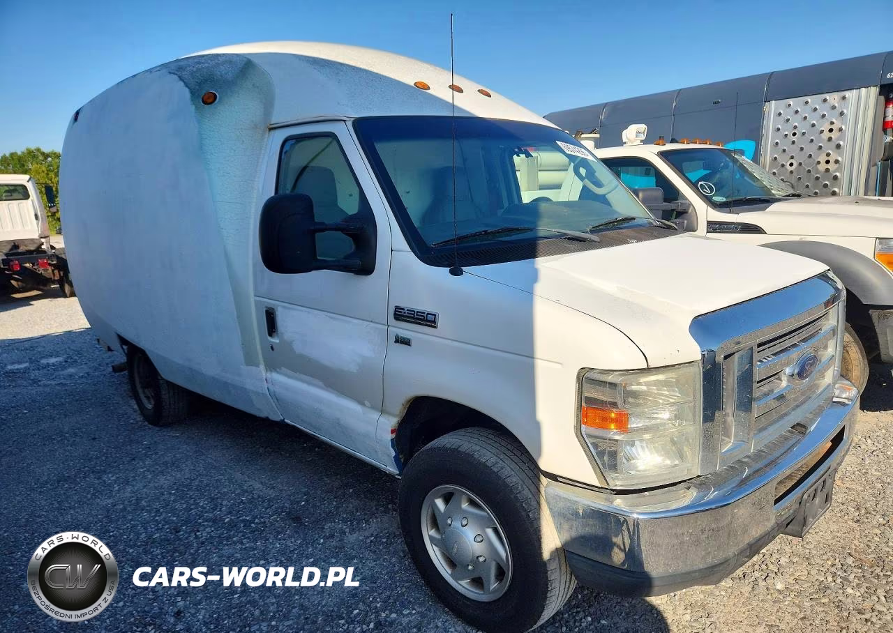 2013 Ford Econoline E350 Super Duty Cutaway Van VIN:1FDWE3FL1DDA70194 - 4