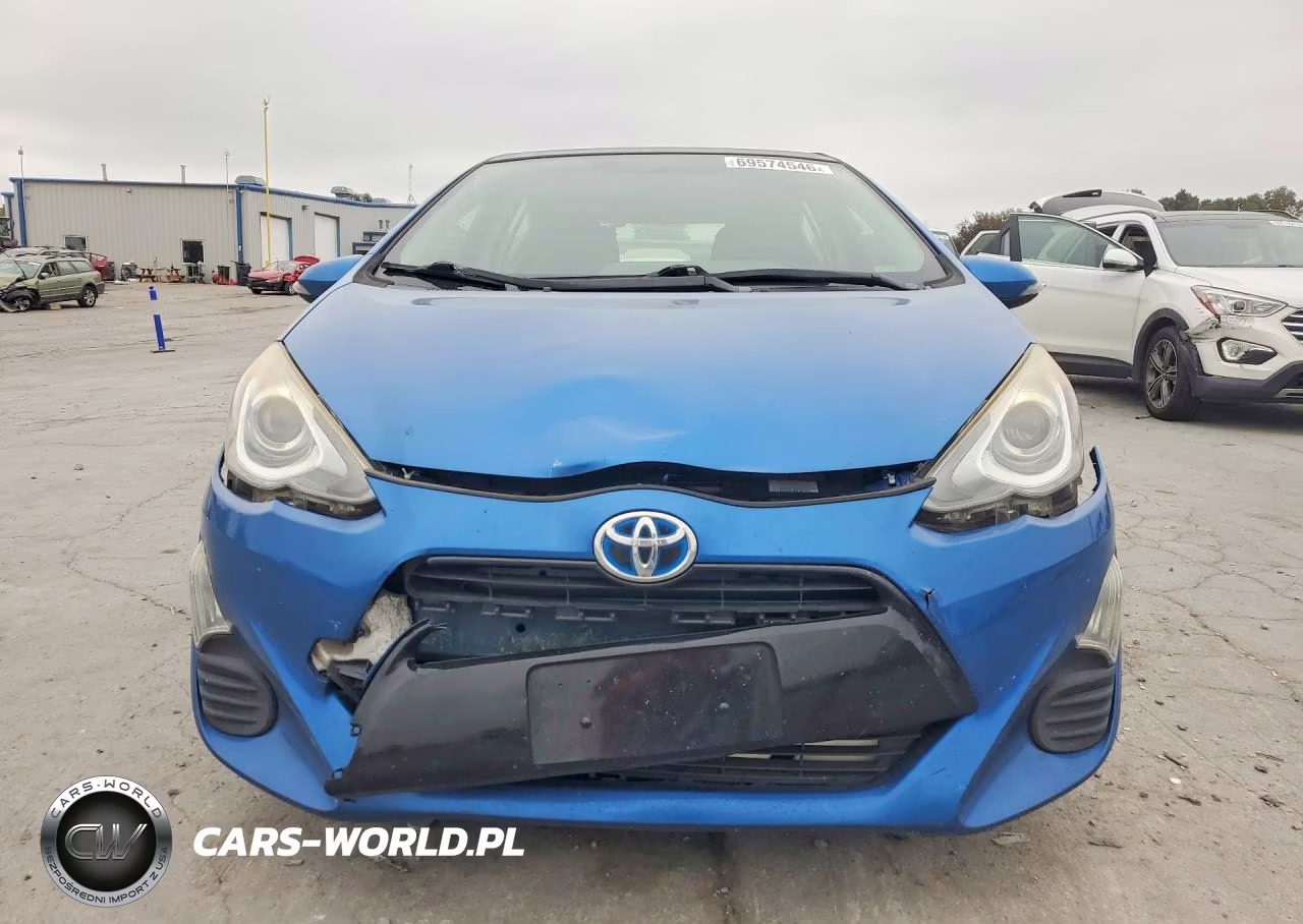 2016 Toyota Prius C Two VIN:JTDKDTB36G1136966 - 5