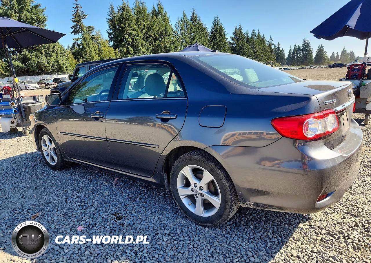 2013 Toyota Corolla Le VIN:2T1BU4EE8DC041755 - 2