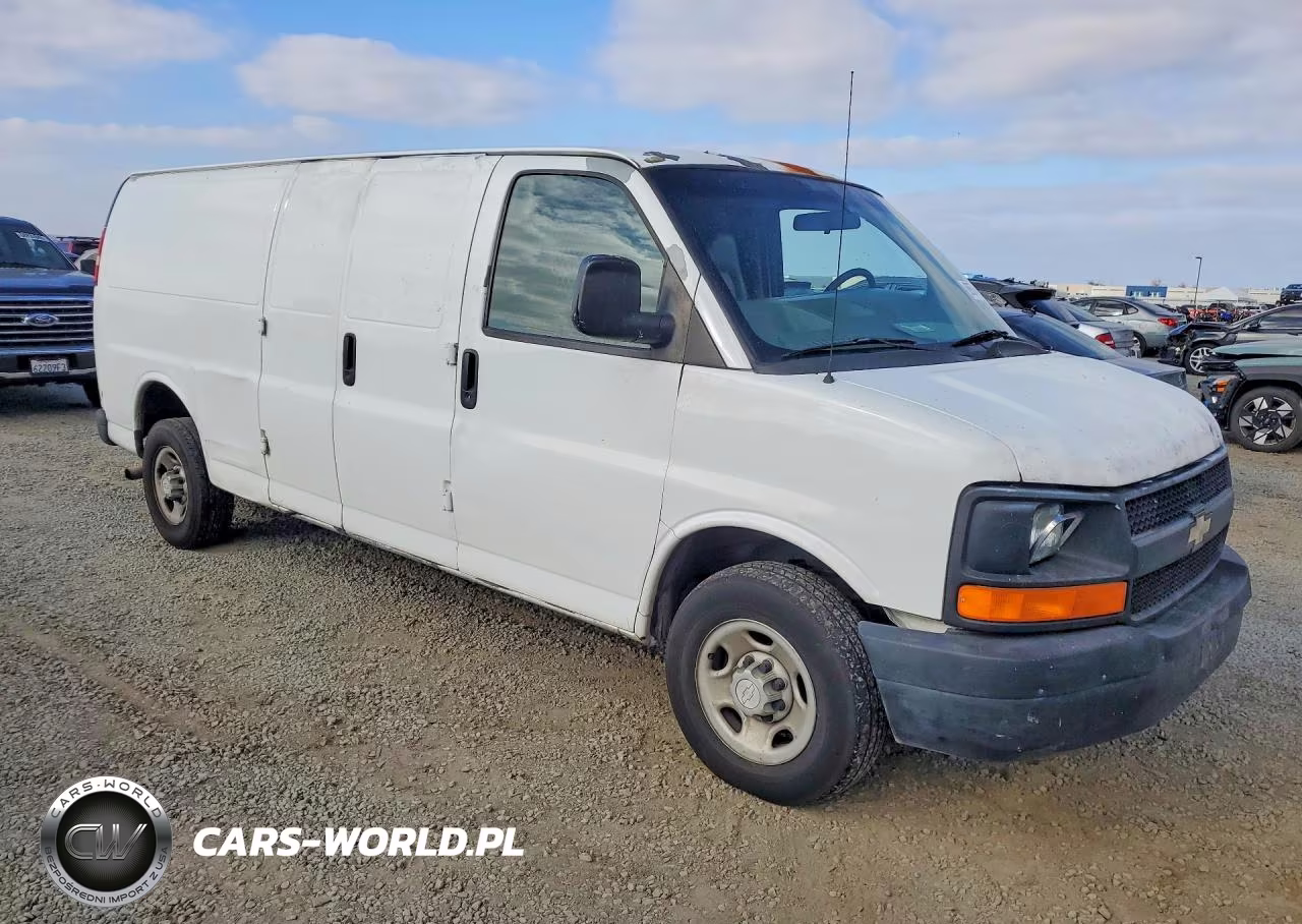 2008 Chevrolet Express G2500 Delivery Van VIN:1GCGG29C181204590 - 4
