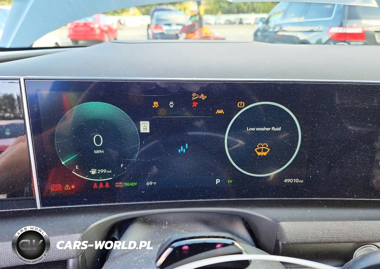 2025 Hyundai Tucson Limited VIN:KM8JEDD17SU253582 - 9