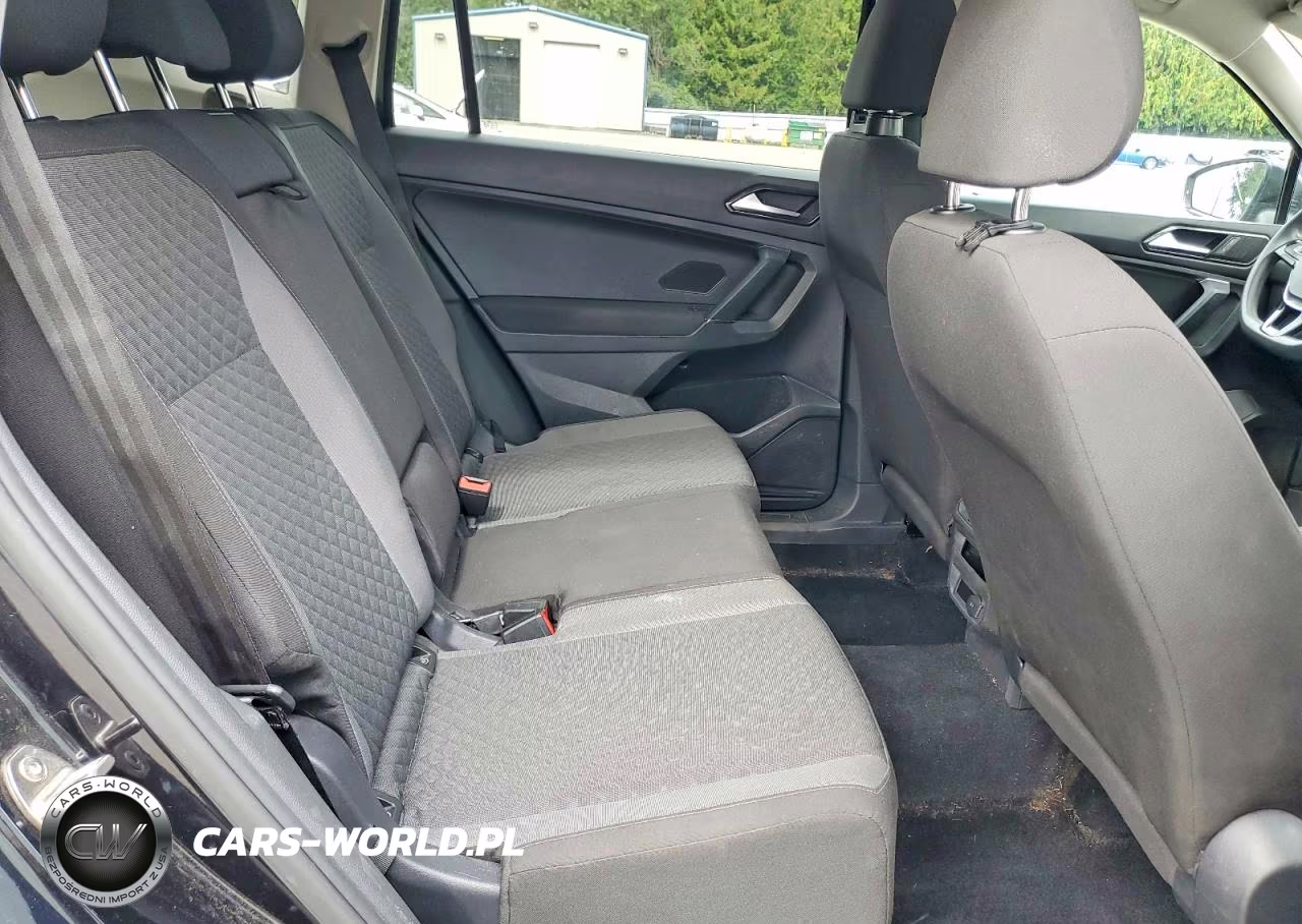 2018 Volkswagen Tiguan S VIN:3VV0B7AX6JM131495 - 11