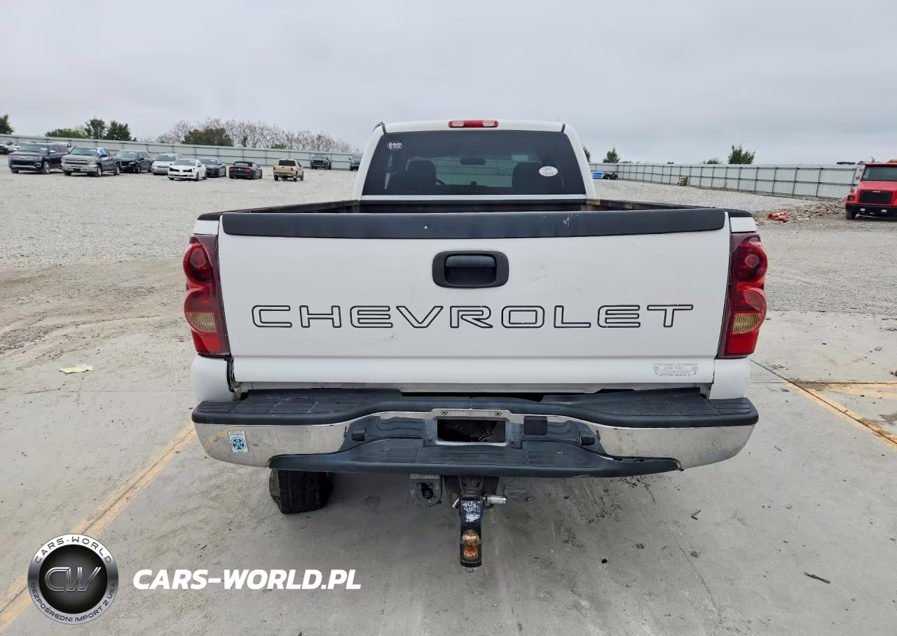 2003 Chevrolet Silverado C2500 Heavy Duty VIN:1GCHC29U73E218505 - 6