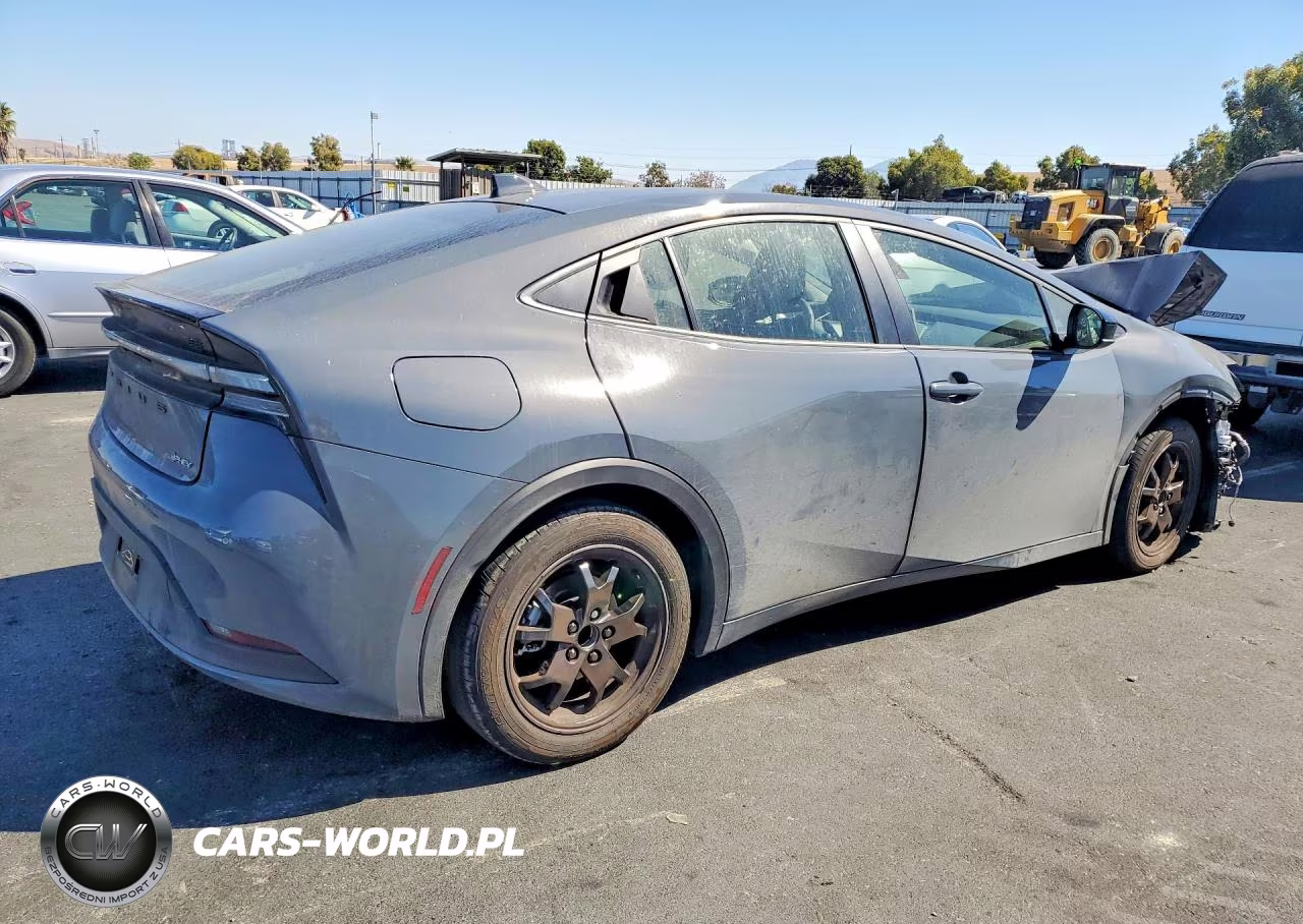 2025 Toyota Prius Plug-In Hybrid Se VIN:JTDACACU2S3052702 - 3