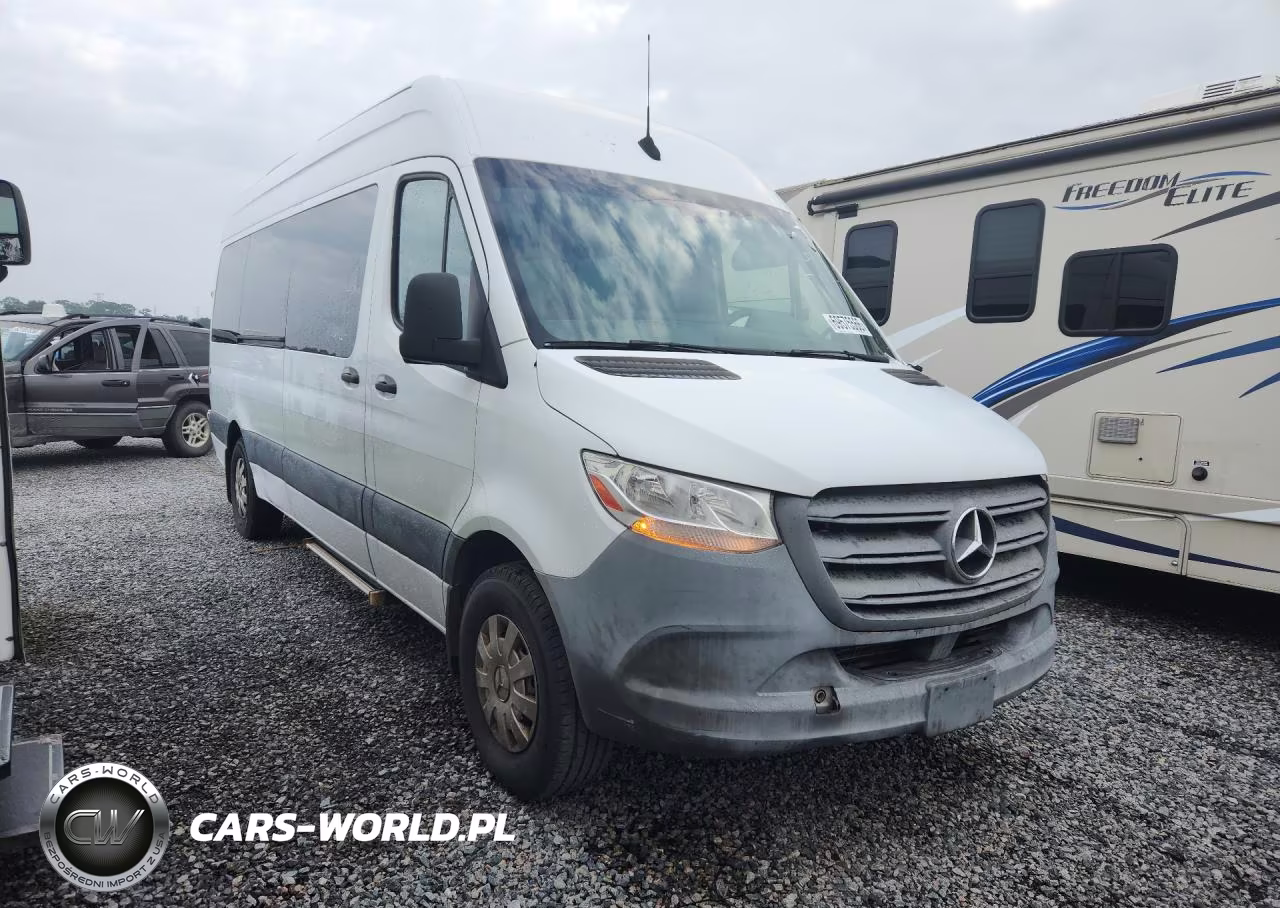 2020 Mercedes-Benz Sprinter 2500 VIN:W1Z4EGHY1LT030902 - 4