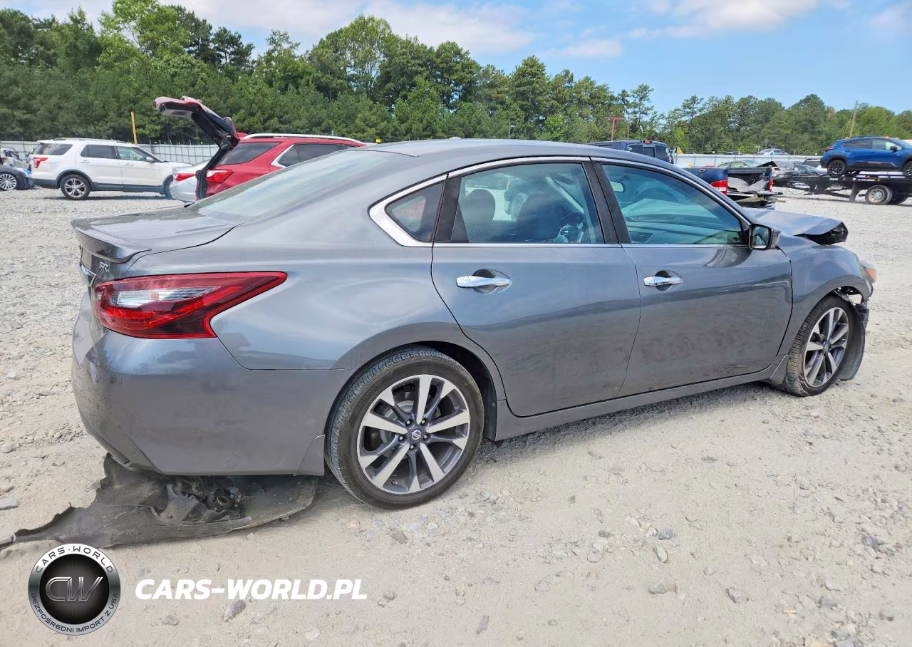 2017 Nissan Altima 2.5 Sr VIN:1N4AL3AP4HN357369 - 3