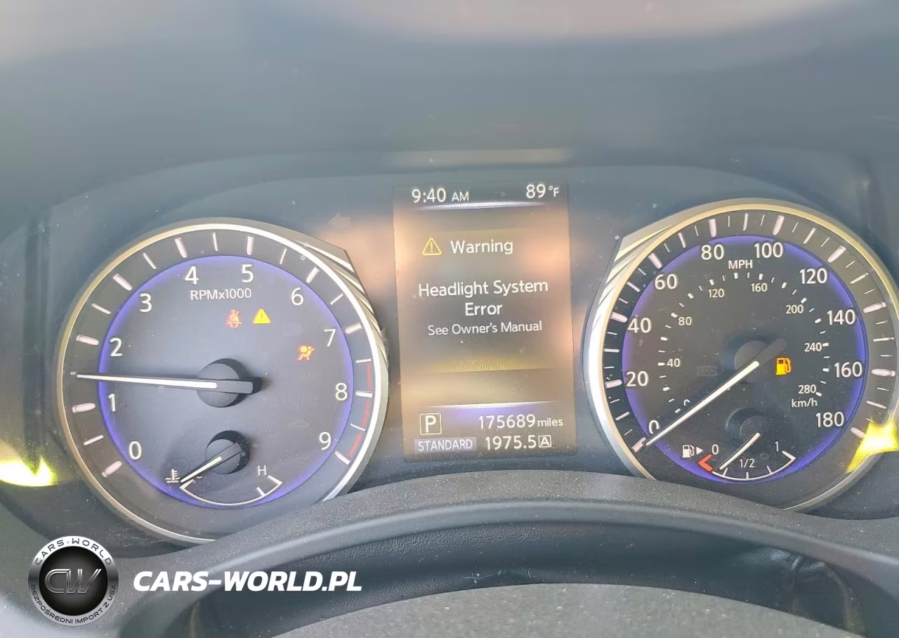 2015 Infiniti Q50 Premium VIN:JN1BV7AP1FM330555 - 9
