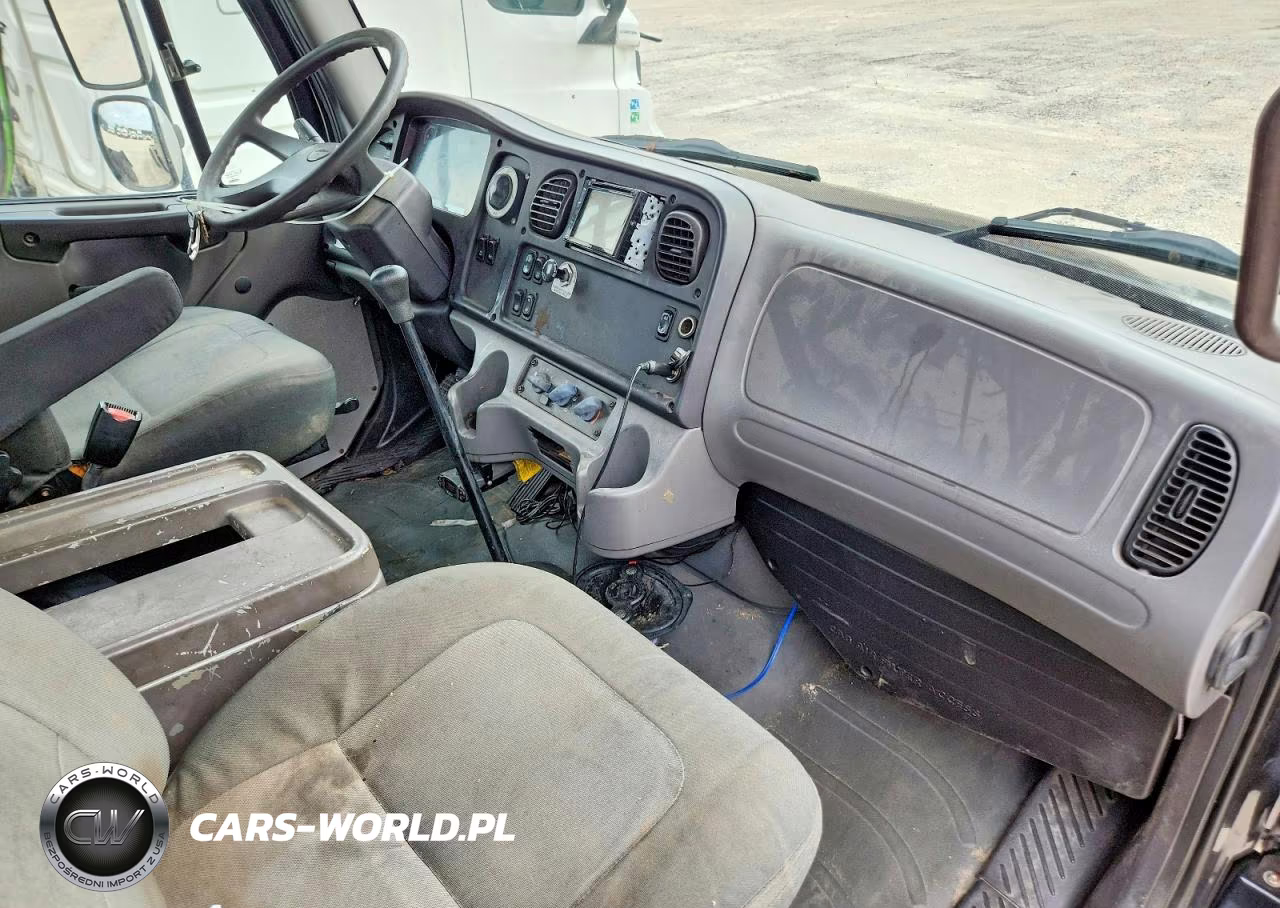 2005 Freightliner M2 106 Medium Duty VIN:1FVACWDDX5HU79553 - 8
