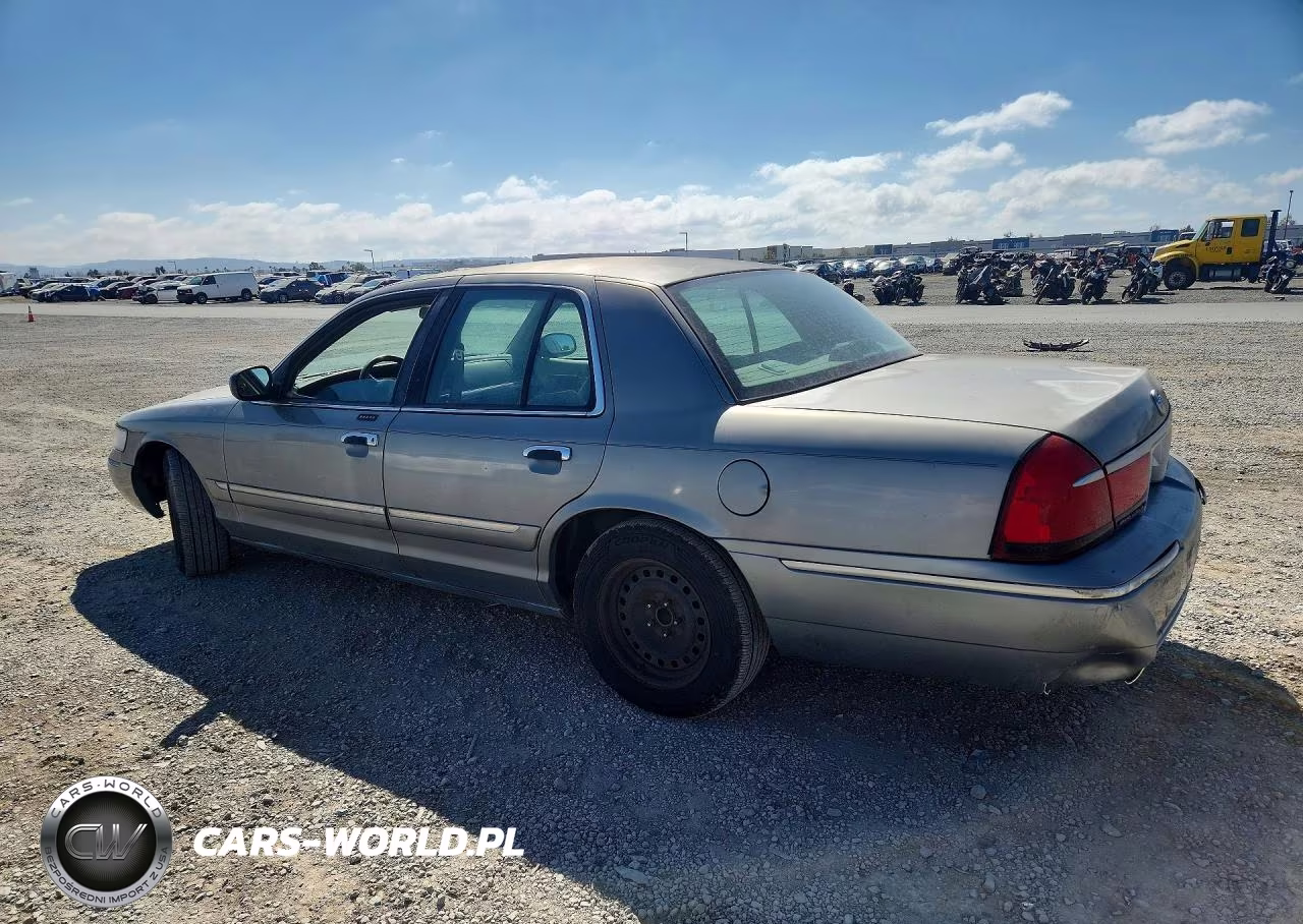 2000 Mercury Grand Marquis Gs VIN:2MEFM74W1YX678578 - 2