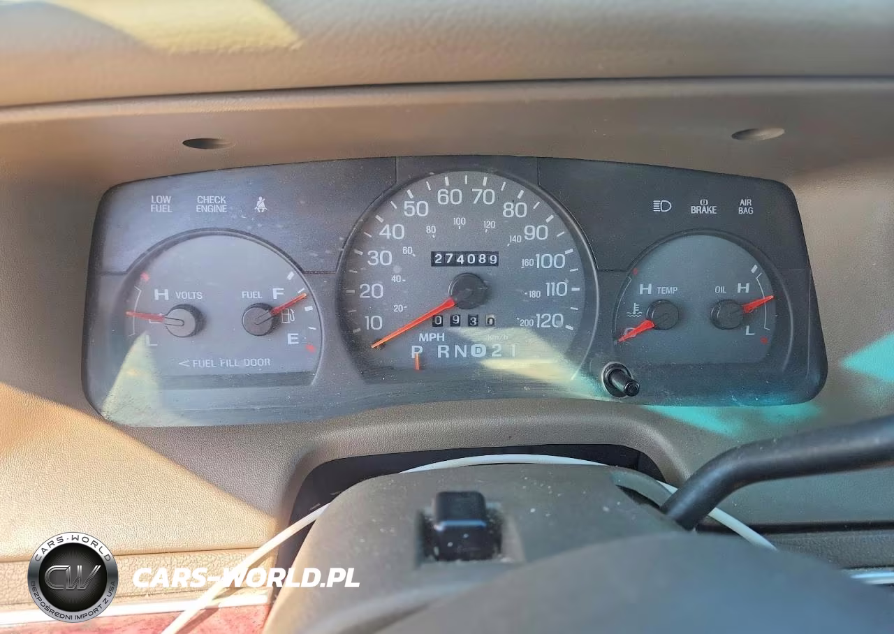 2000 Mercury Grand Marquis Gs VIN:2MEFM74W1YX678578 - 9