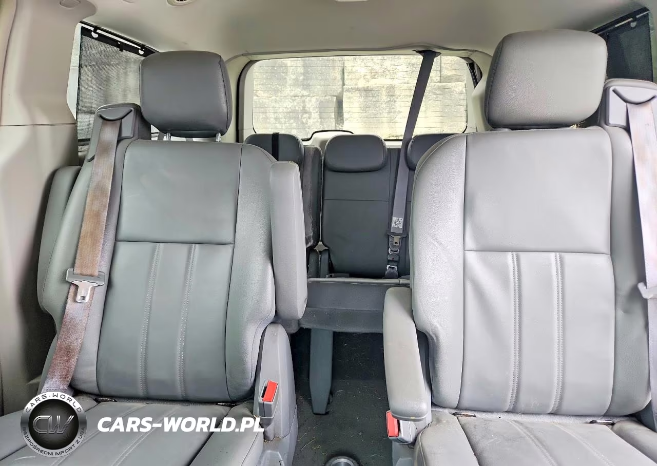2009 Chrysler Town & Country Touring VIN:2A8HR541X9R528326 - 10