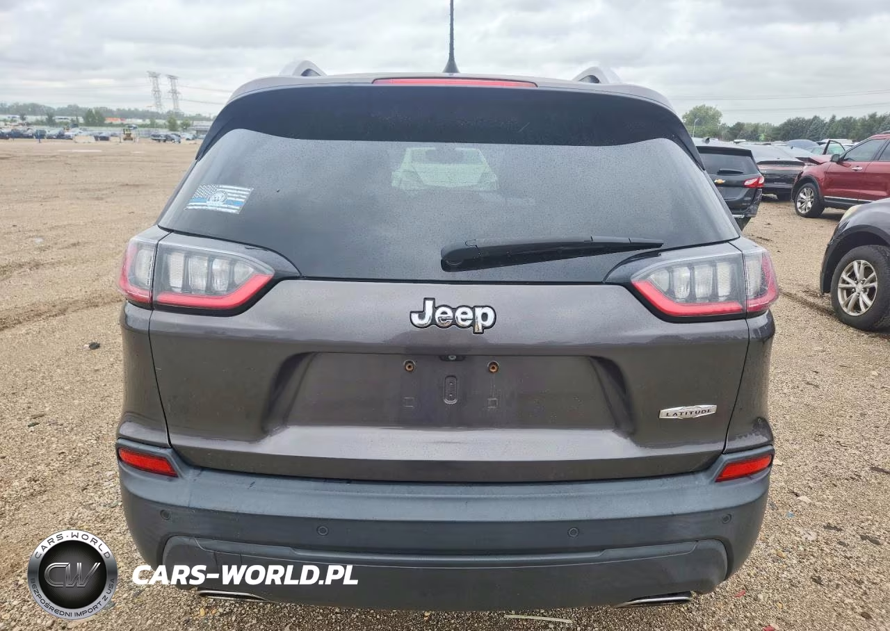 2019 Jeep Cherokee Latitude Plus VIN:1C4PJLLN5KD197117 - 6
