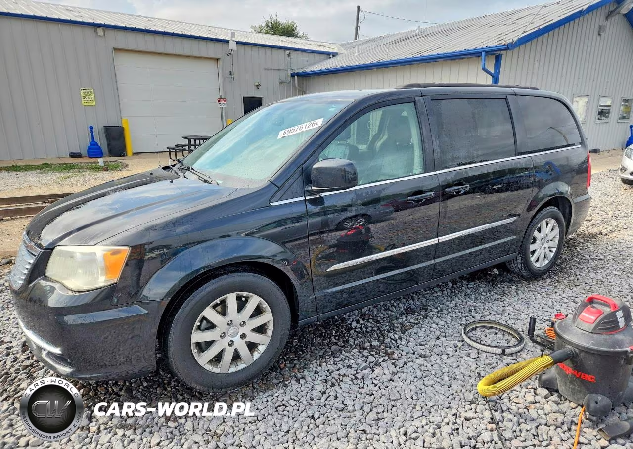 2014 Chrysler Town & Country Touring VIN:2C4RC1BG6ER382854 - 1