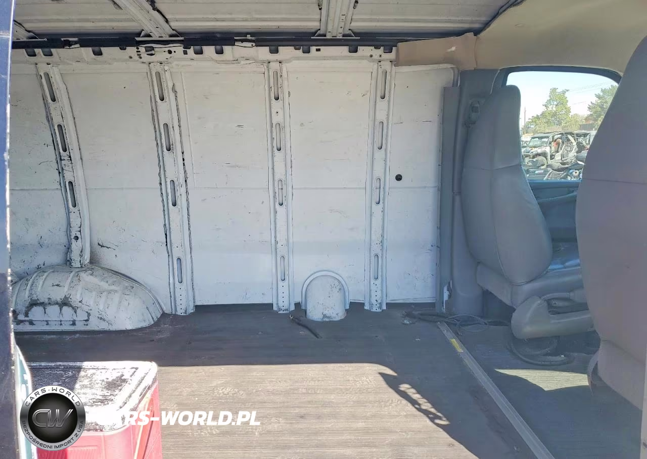 2006 Chevrolet Express G1500 Delivery Van VIN:1GCFG15X061222087 - 11