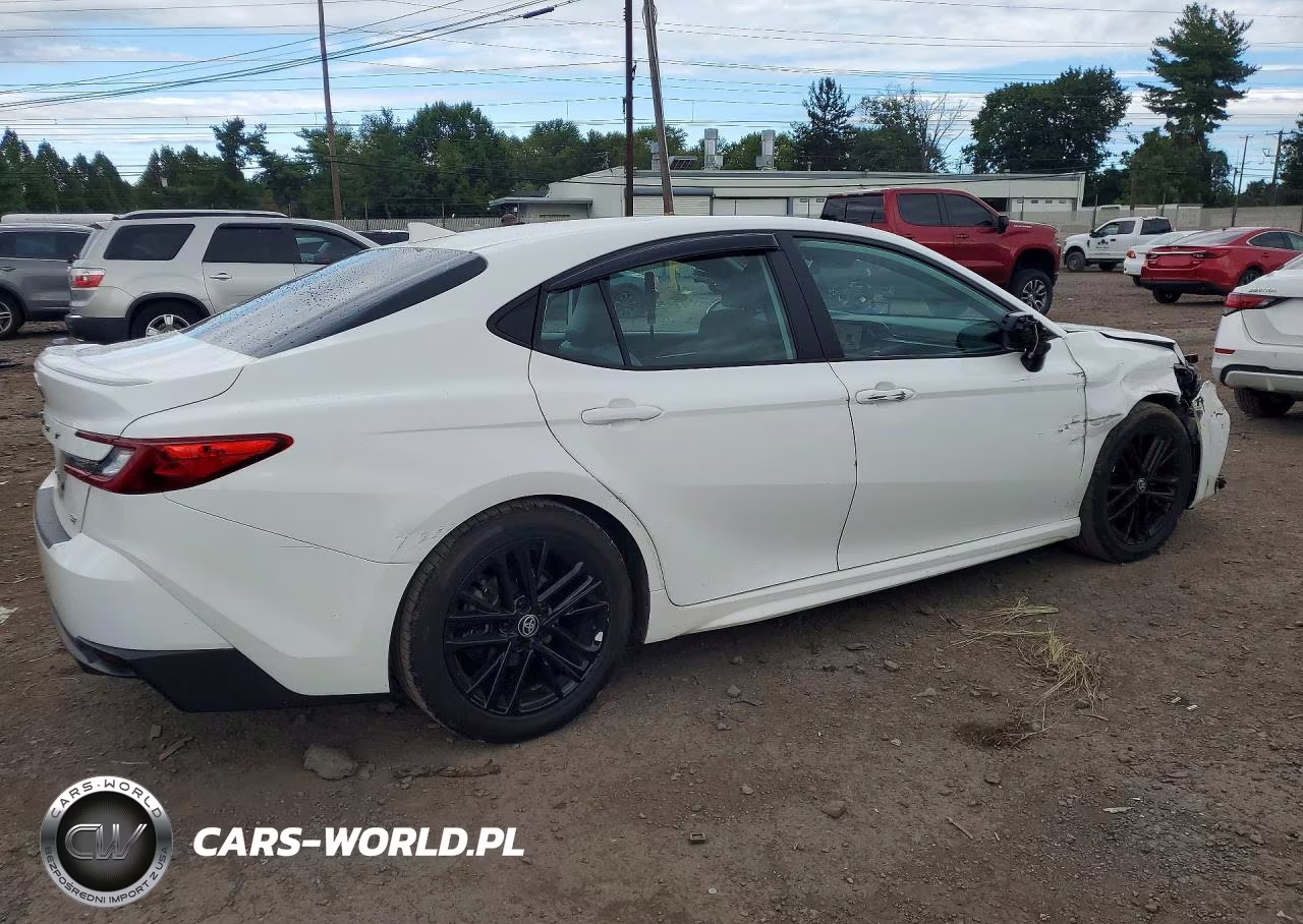 2025 Toyota Camry Se VIN:4T1DAACK7SU013496 - 3