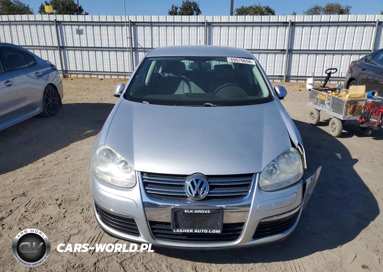 2009 Volkswagen Jetta S VIN:3VWJZ71K69M070838 - 5
