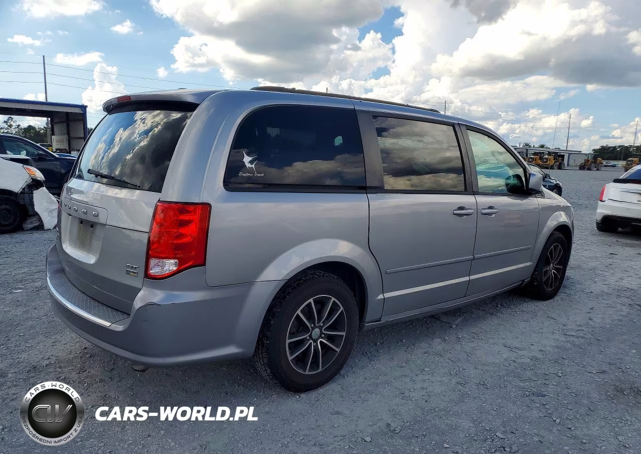 2017 Dodge Grand Caravan Gt VIN:2C4RDGEG1HR697464 - 3