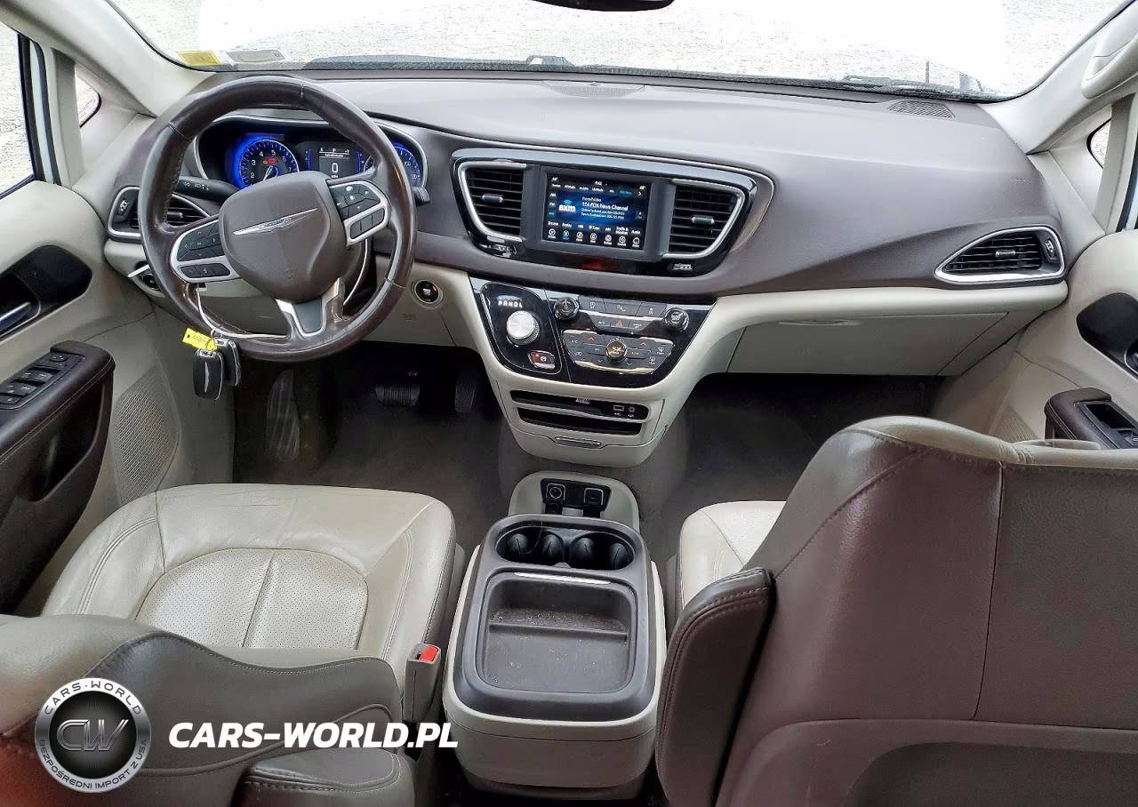 2019 Chrysler Pacifica Touring L VIN:2C4RC1BG6KR626756 - 8