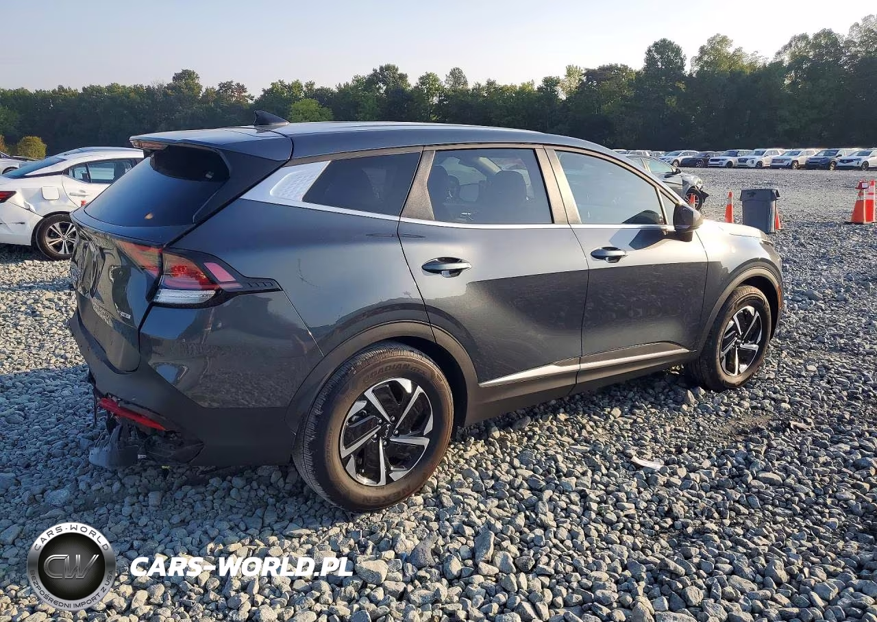 2025 Kia Sportage Lx VIN:KNDPU3DG7S7247201 - 3
