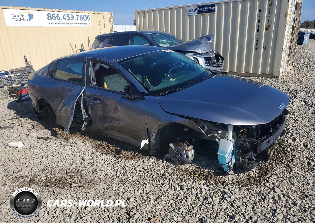 2025 Kia K4 Lxs VIN:3KPFT4DE7SE049639 - 4