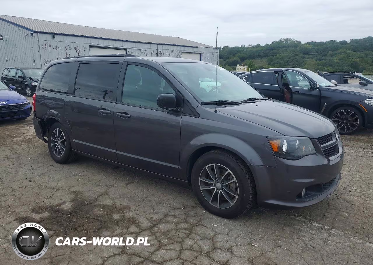 2018 Dodge Grand Caravan Gt VIN:2C4RDGEG2JR342230 - 4