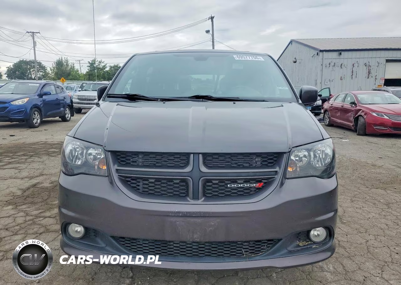 2018 Dodge Grand Caravan Gt VIN:2C4RDGEG2JR342230 - 5