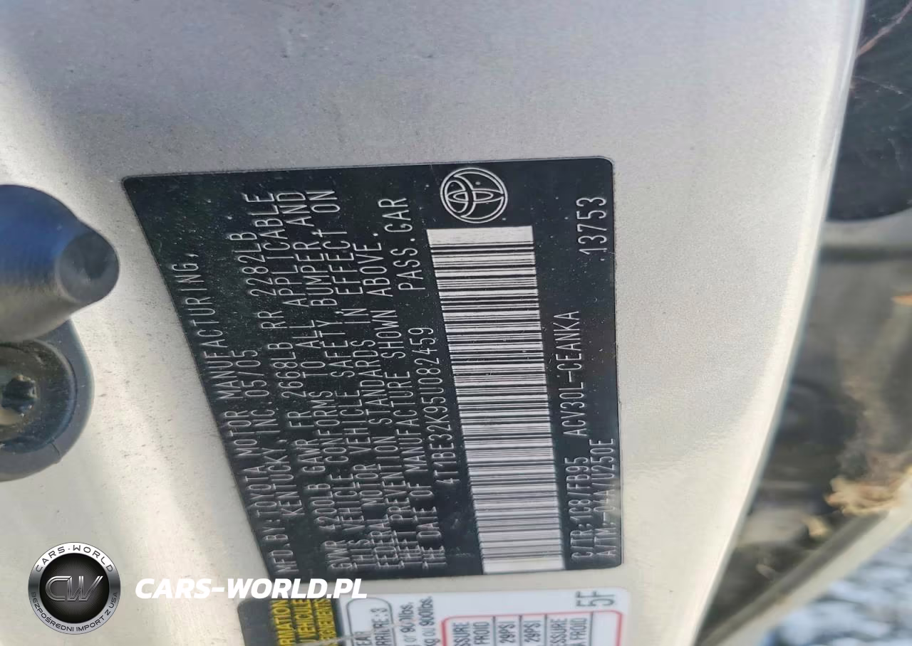 2005 Toyota Camry Le VIN:4T1BE32K95U082459 - 12