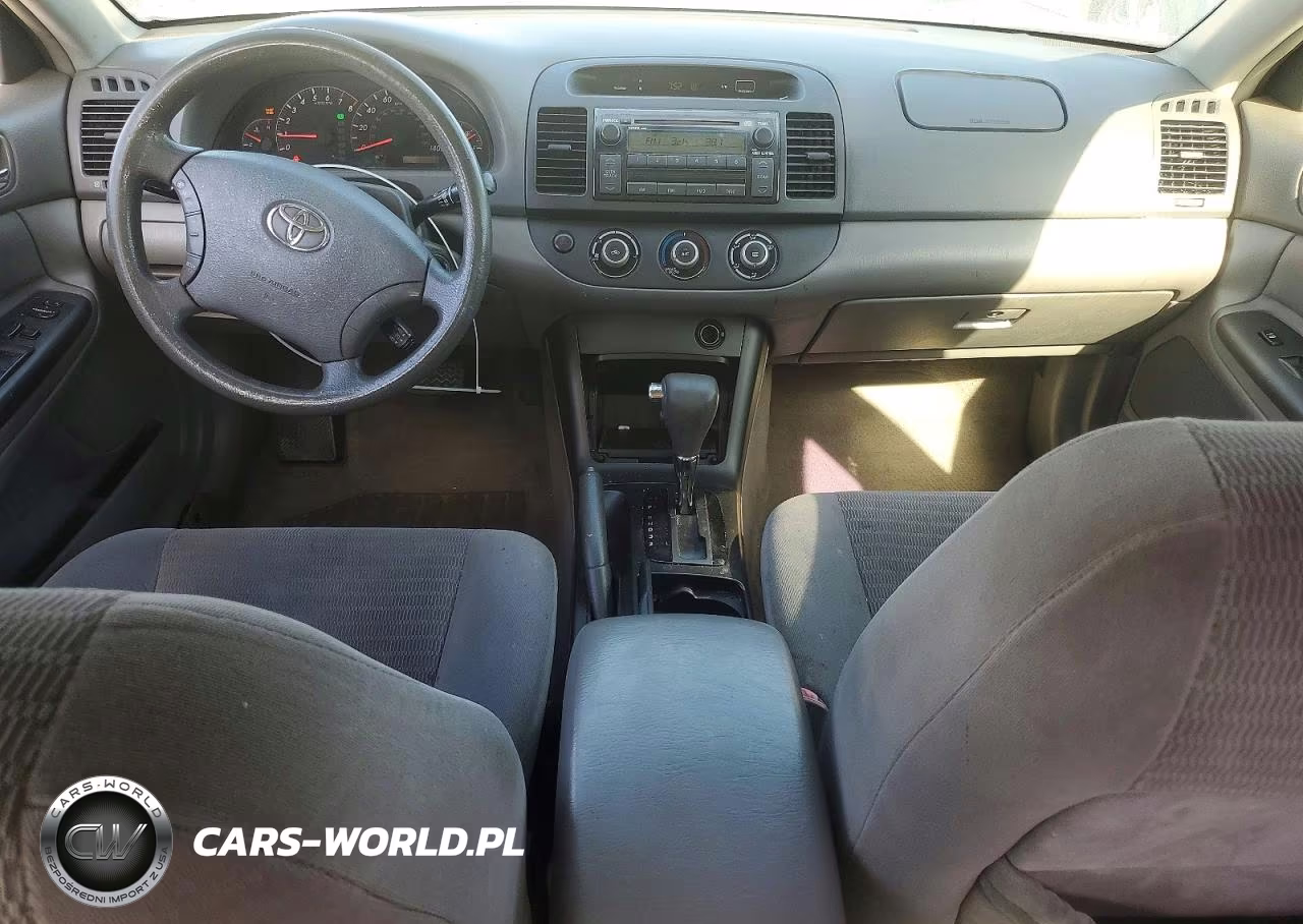 2005 Toyota Camry Le VIN:4T1BE32K95U082459 - 8
