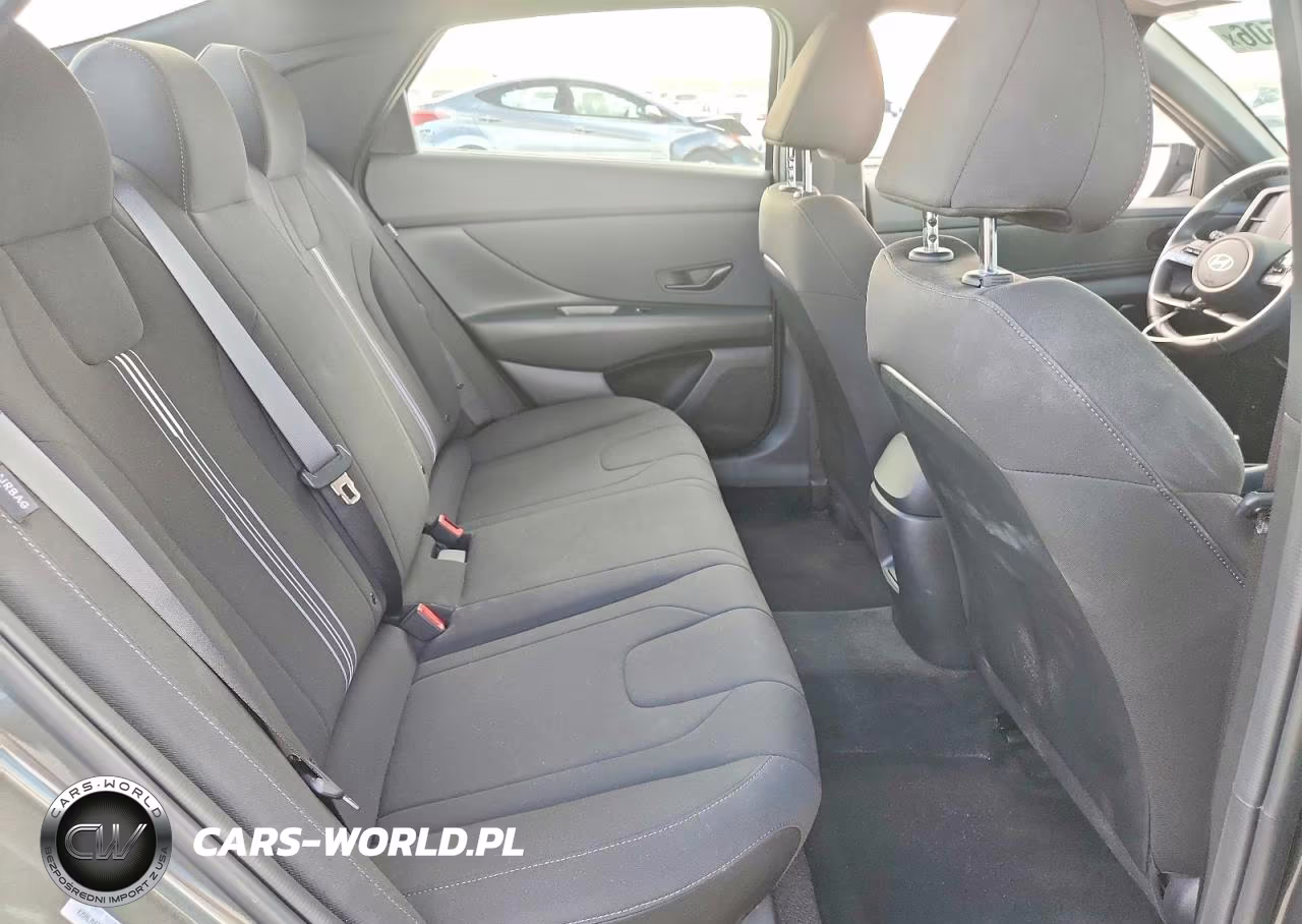 2025 Hyundai Elantra Sel Sport VIN:KMHLM4DG9SU046014 - 10