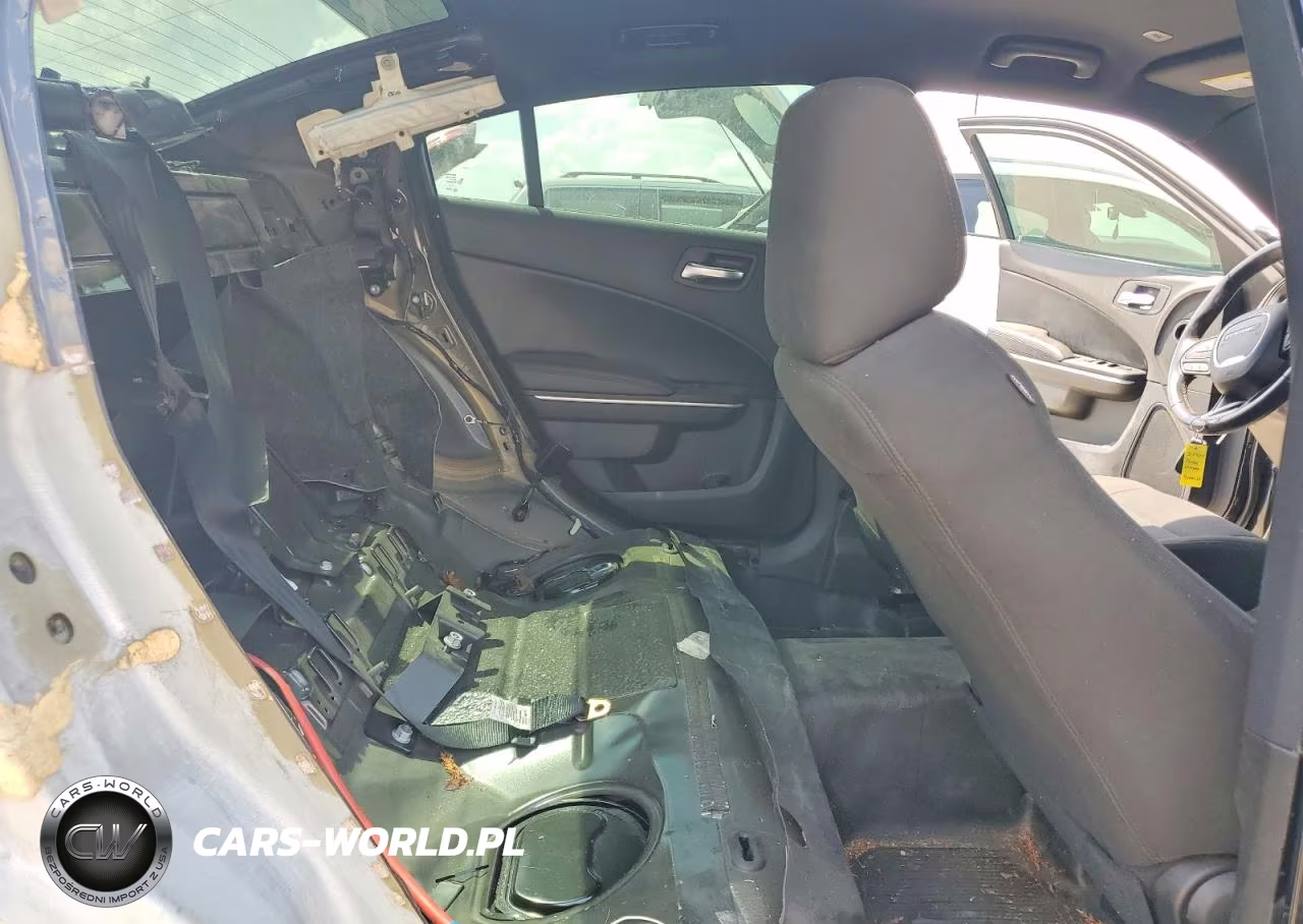 2023 Dodge Charger Police VIN:2C3CDXAT1PH663865 - 10