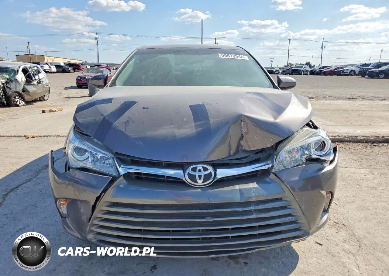 2016 Toyota Camry Le VIN:4T4BF1FK6GR582437 - 5