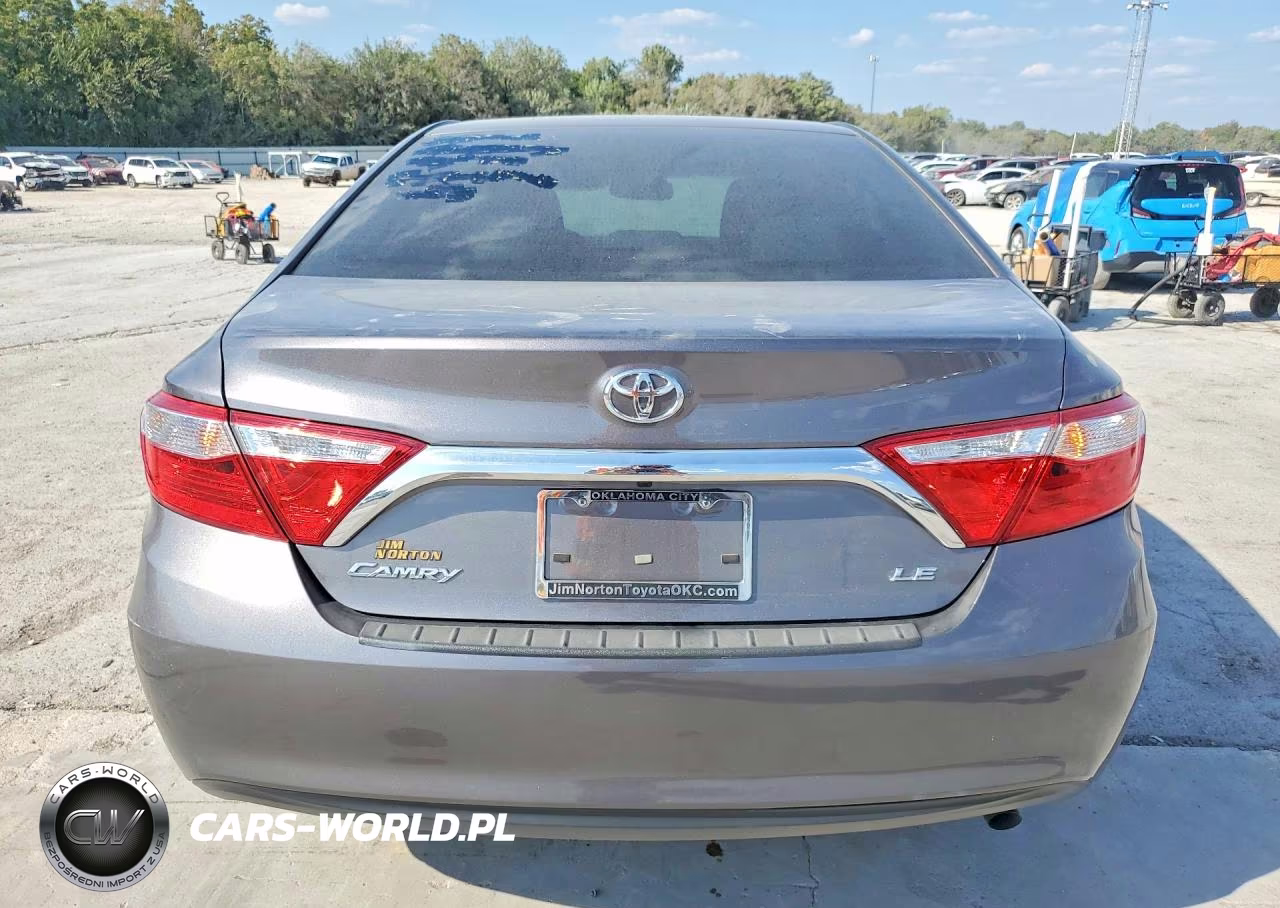 2016 Toyota Camry Le VIN:4T4BF1FK6GR582437 - 6