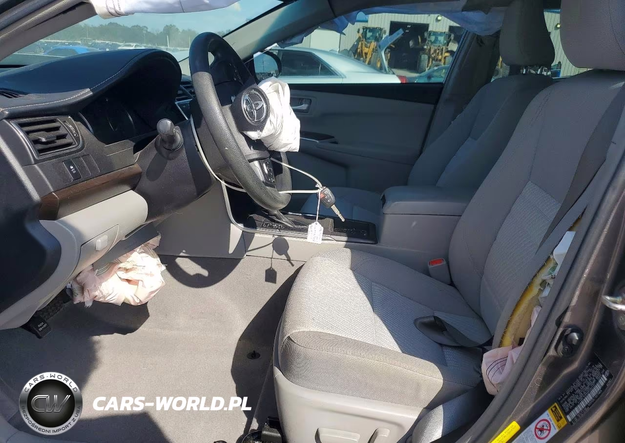 2016 Toyota Camry Le VIN:4T4BF1FK6GR582437 - 7