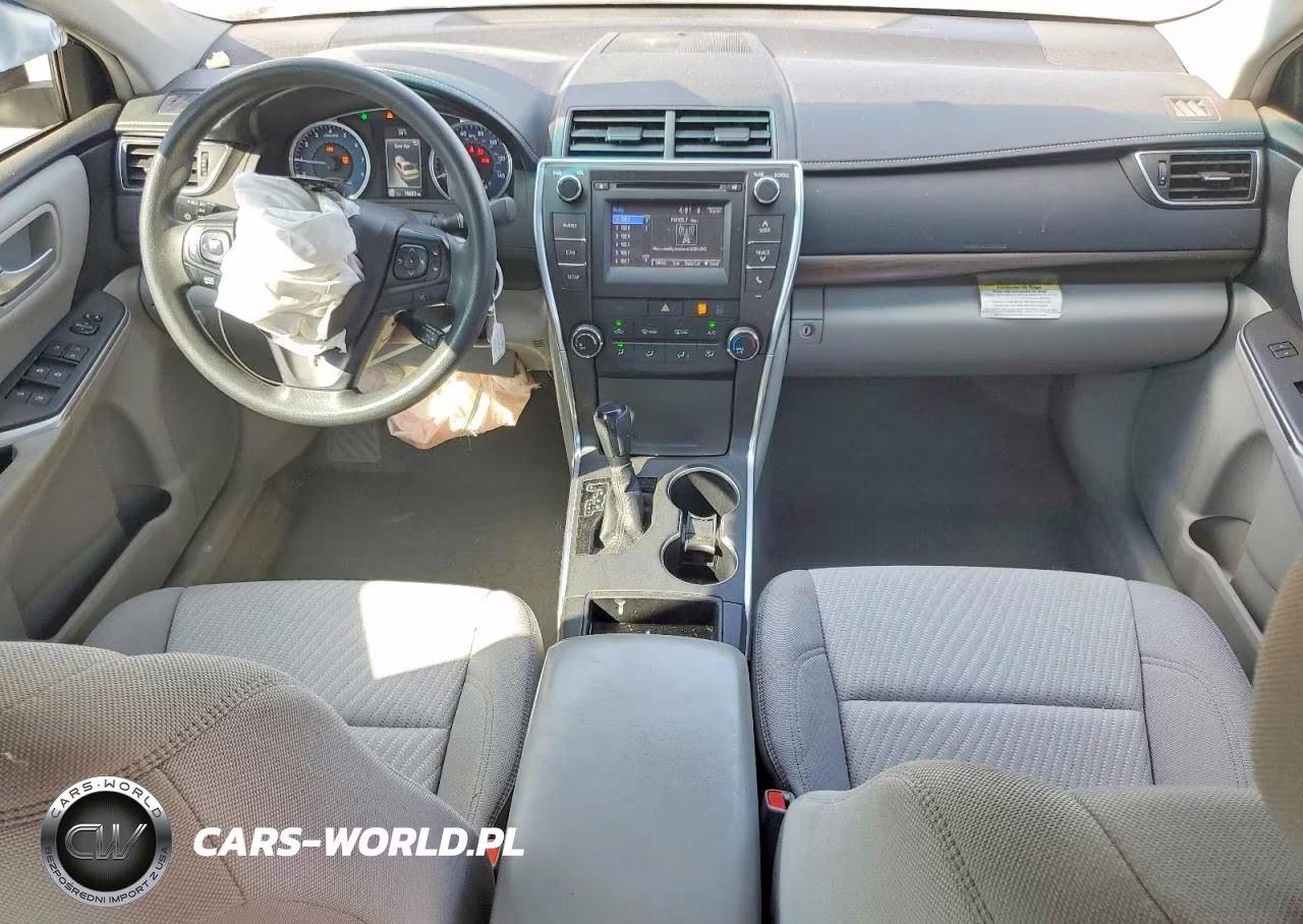 2016 Toyota Camry Le VIN:4T4BF1FK6GR582437 - 8
