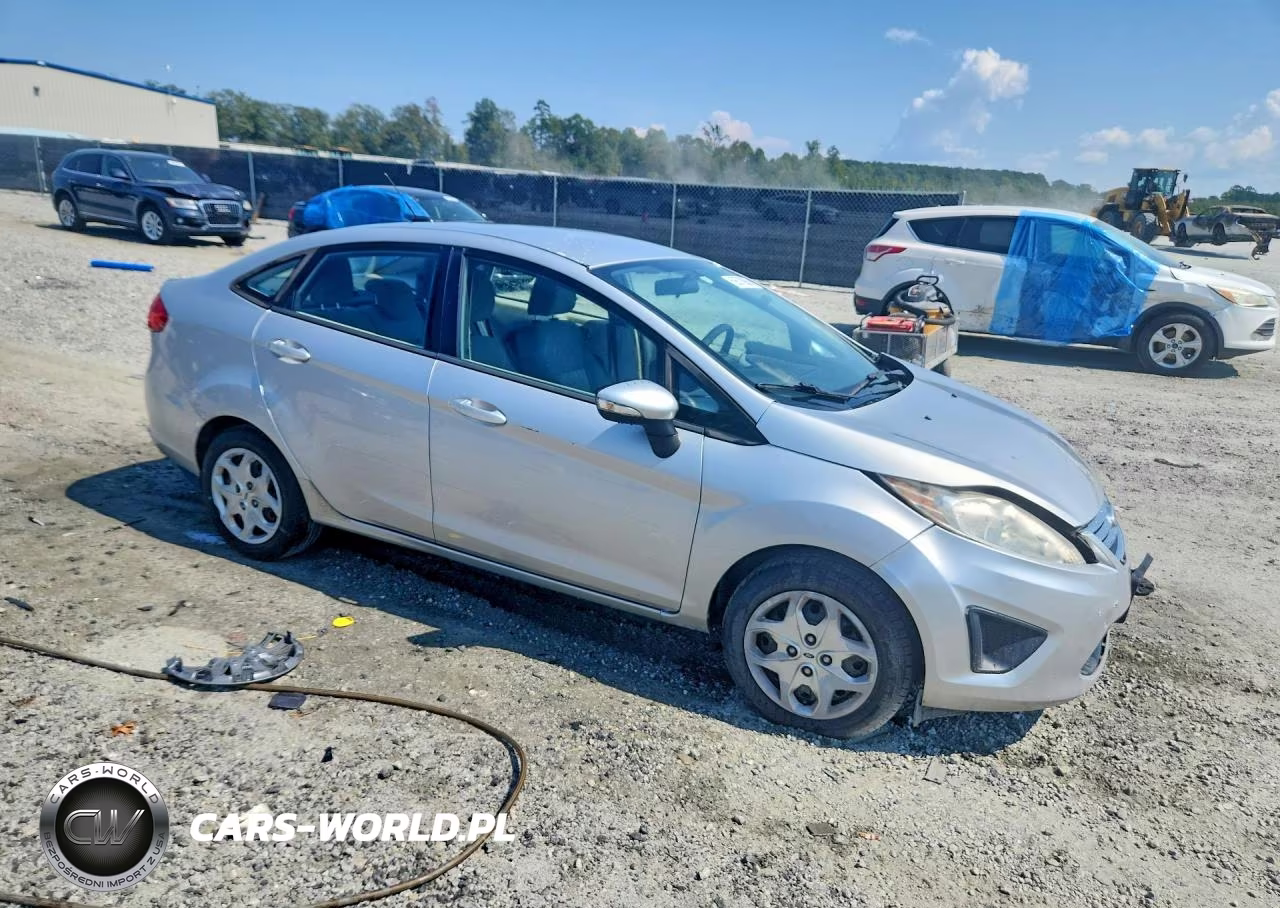 2013 Ford Fiesta Se VIN:3FADP4BJ1DM175022 - 4