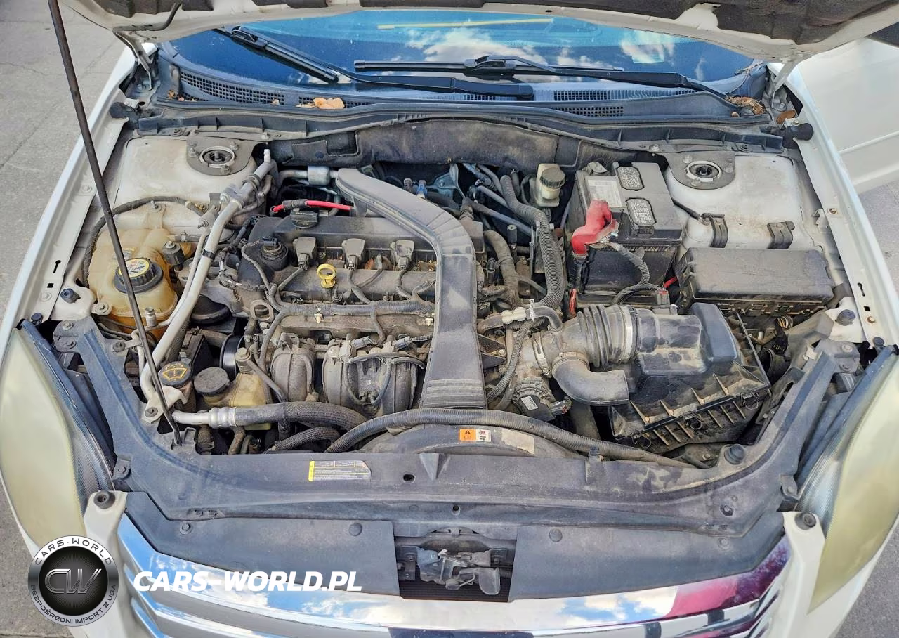 2009 Ford Fusion S VIN:3FAHP06ZX9R219815 - 11